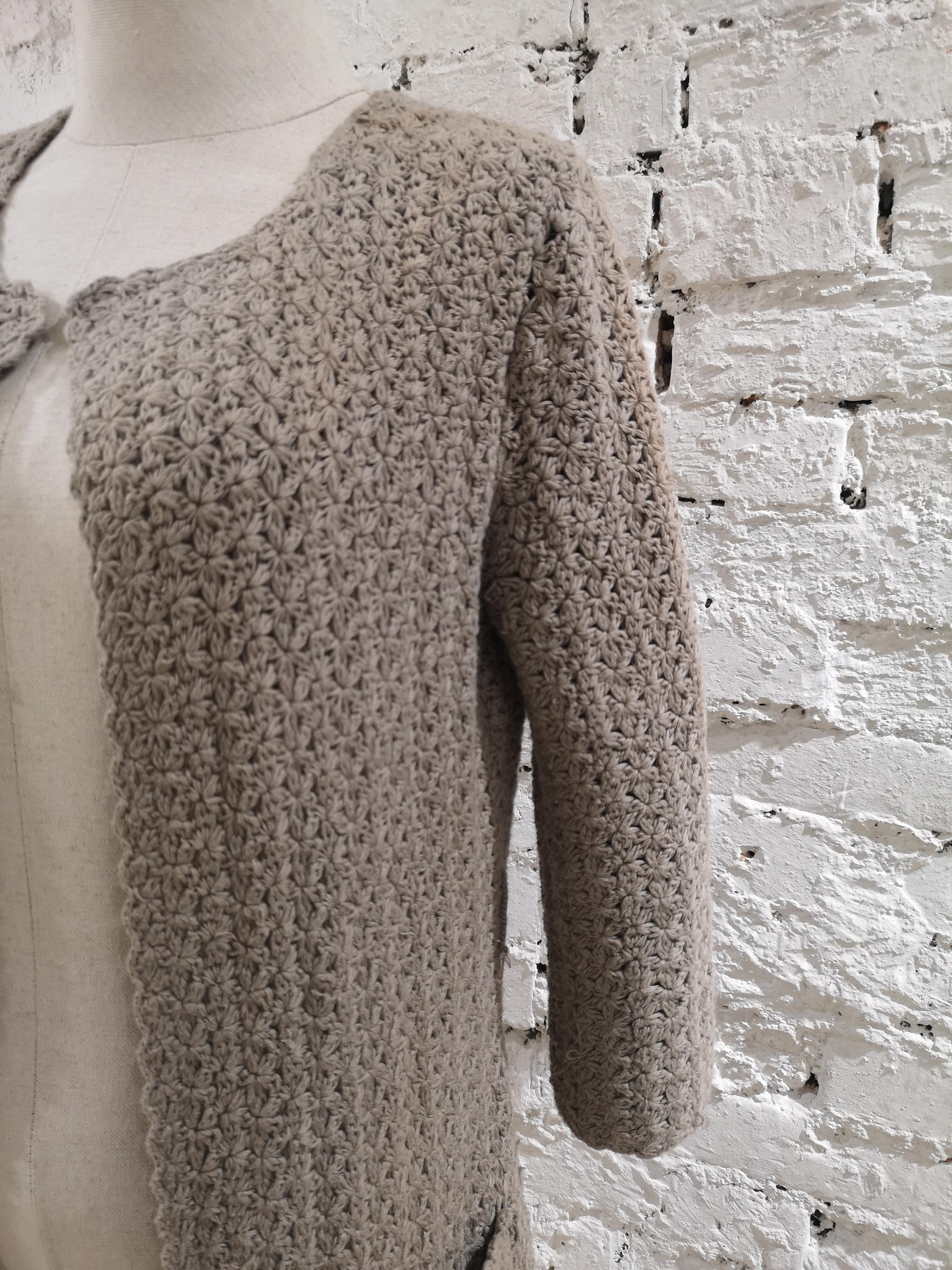 Beigefarbener langer Strickmantel / Pullover aus Baumwolle von P.A.R.O.S.H  im Angebot 5