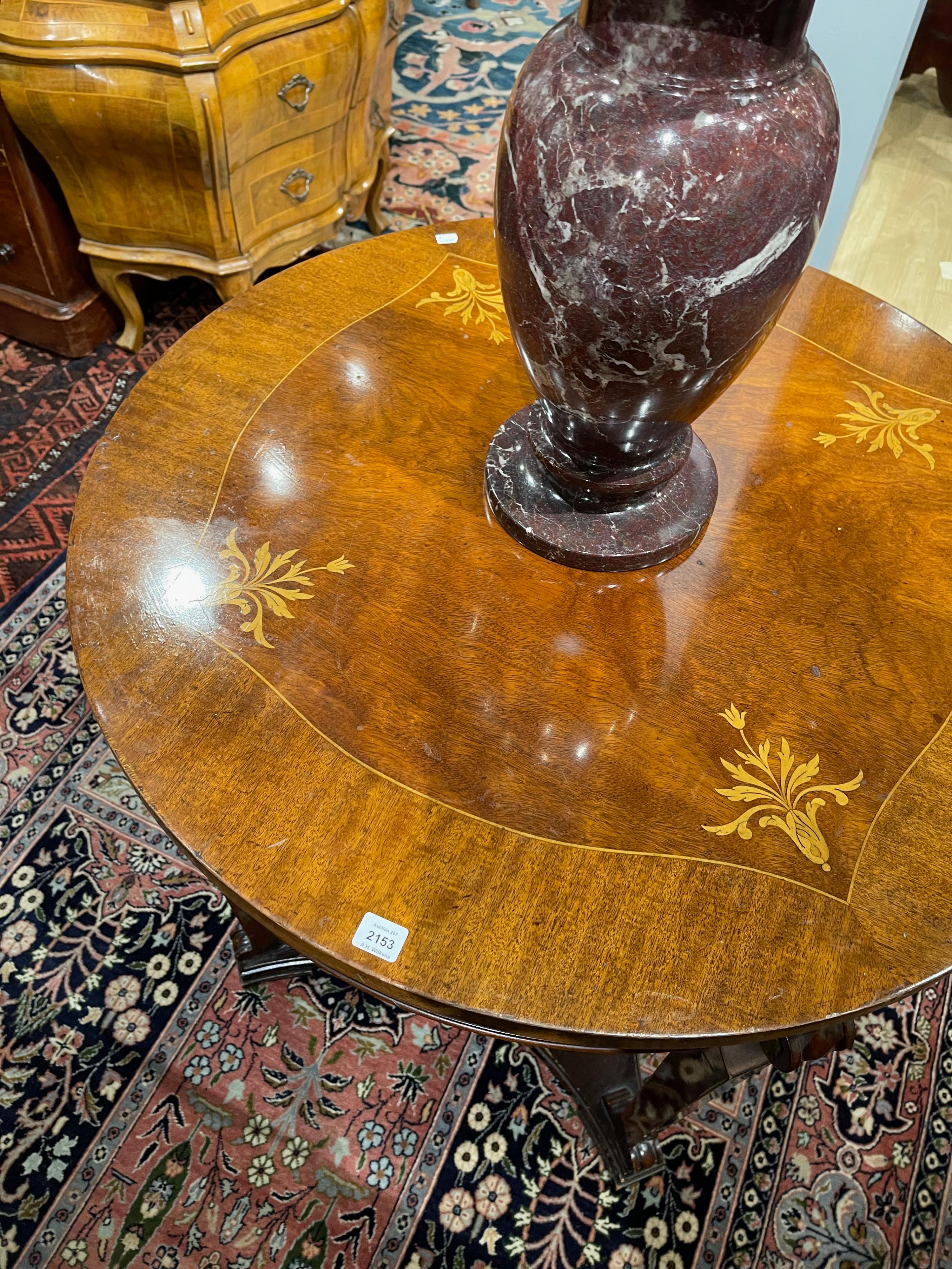 Parquetry Inlay Circular Hall Table In Good Condition For Sale In Vaughan, ON