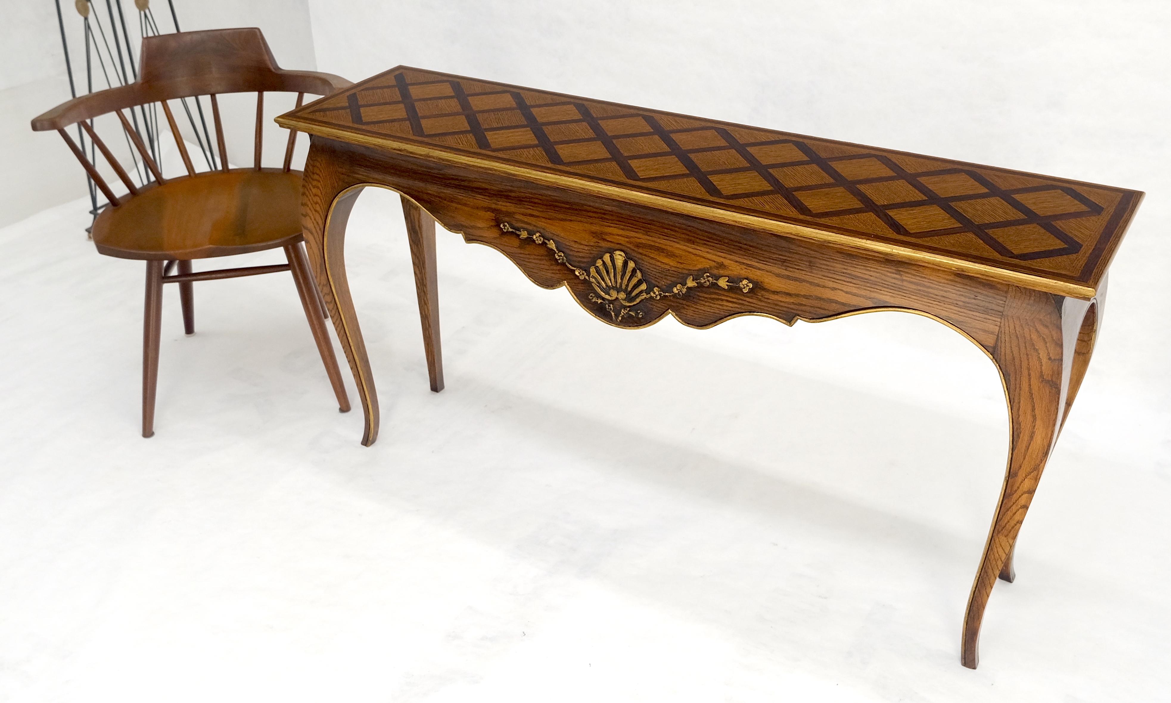 Italian Parquetry Inlay Top Cabriole Leg Scallop Ornament Chestnut Console Sofa Table For Sale