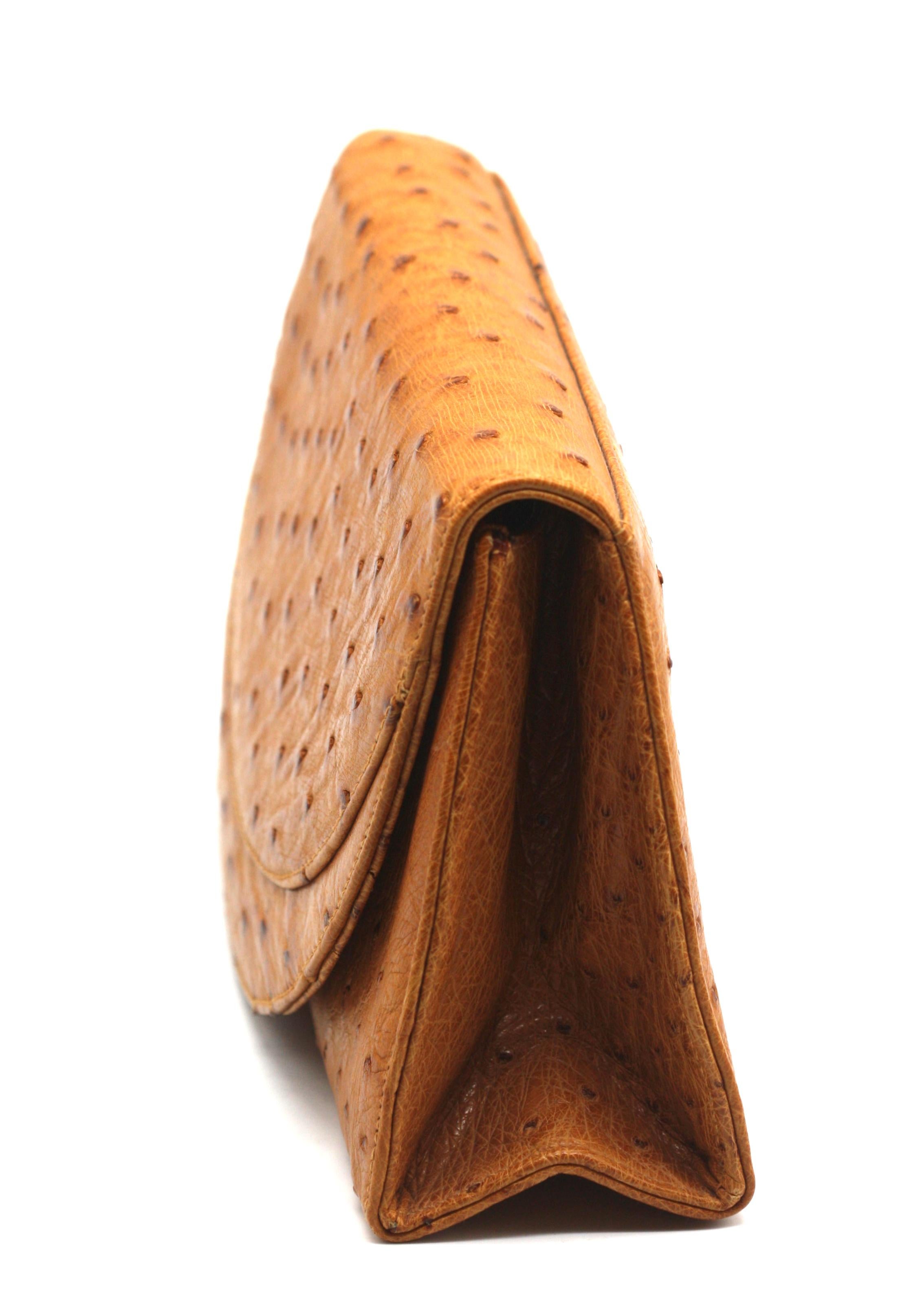 Parri Firenze Hellbraune Straußenhaut Clutch für Damen oder Herren im Angebot