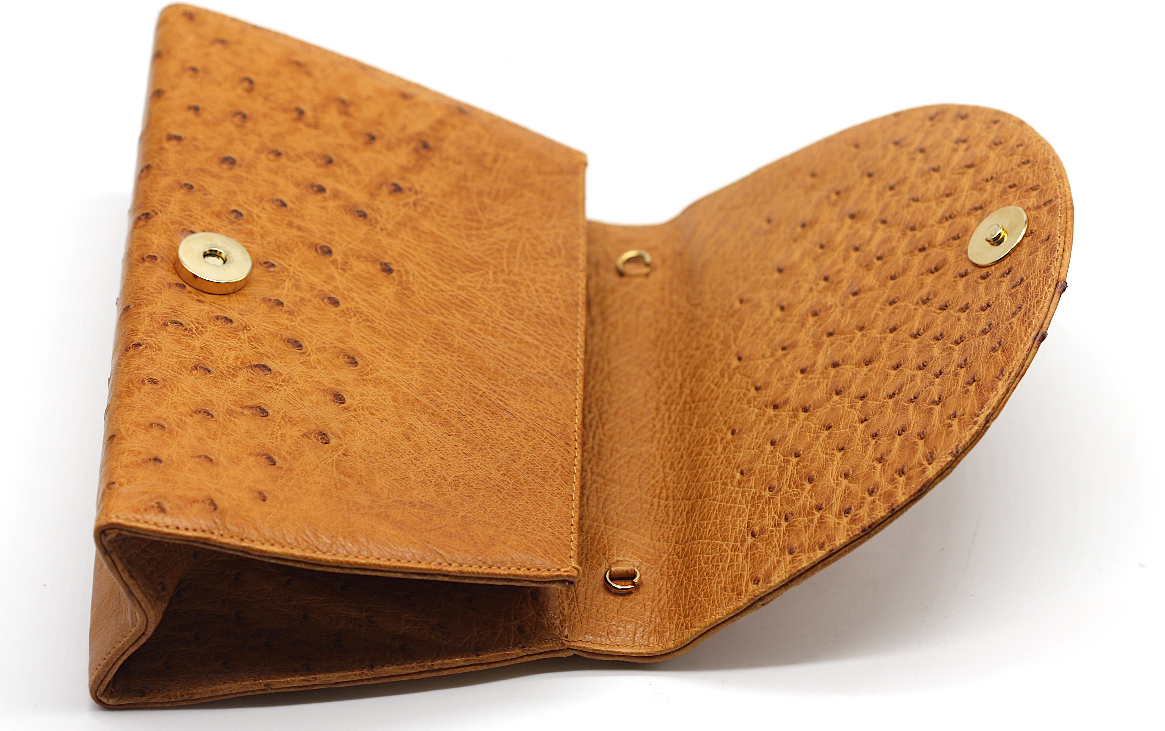 Parri Firenze Hellbraune Straußenhaut Clutch im Angebot 1