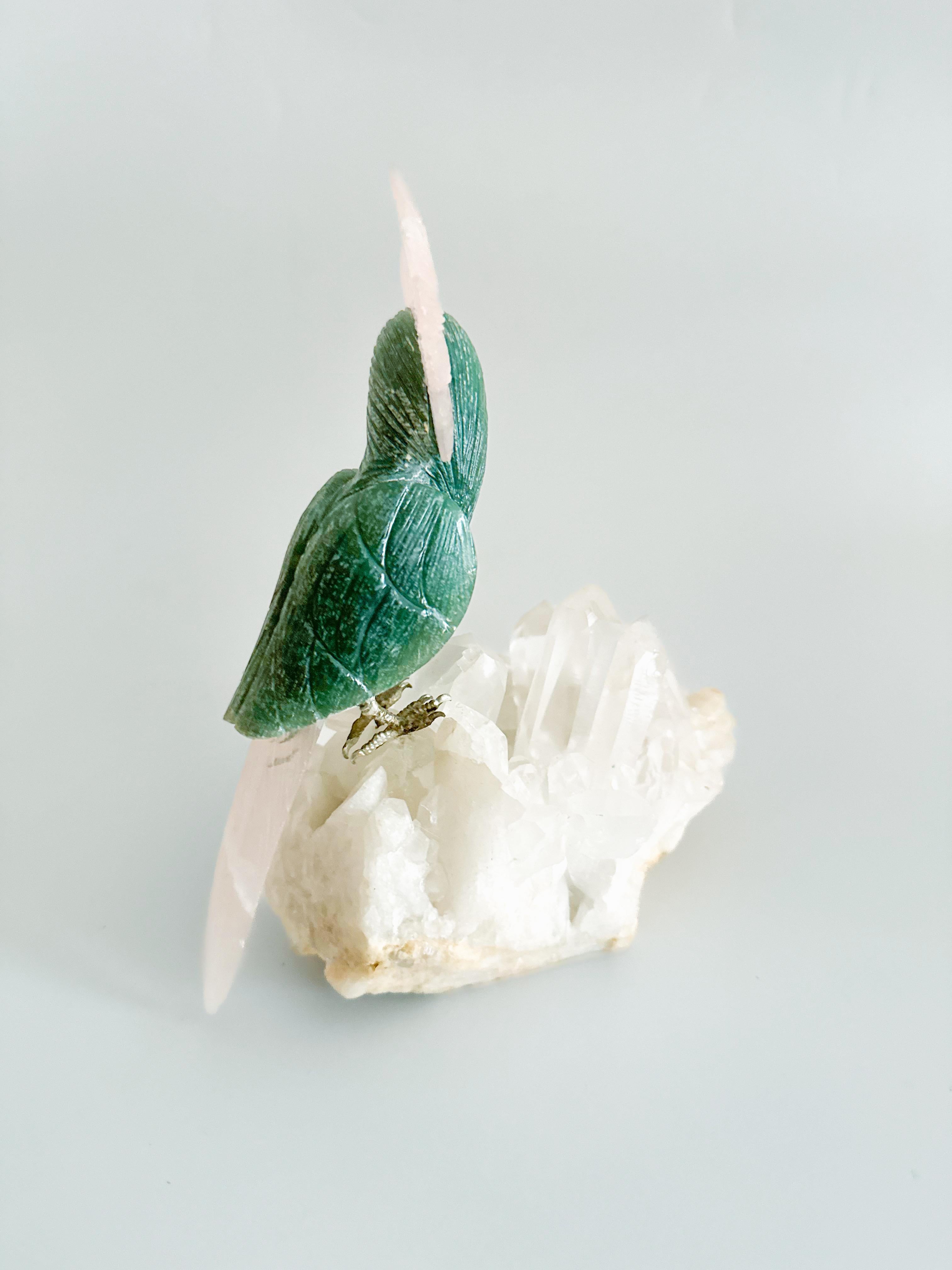 Geschnitzte Papagei-Vogel-Skulptur aus Stein auf Bergkristall, Quarz und Amethyst Brasilien 5