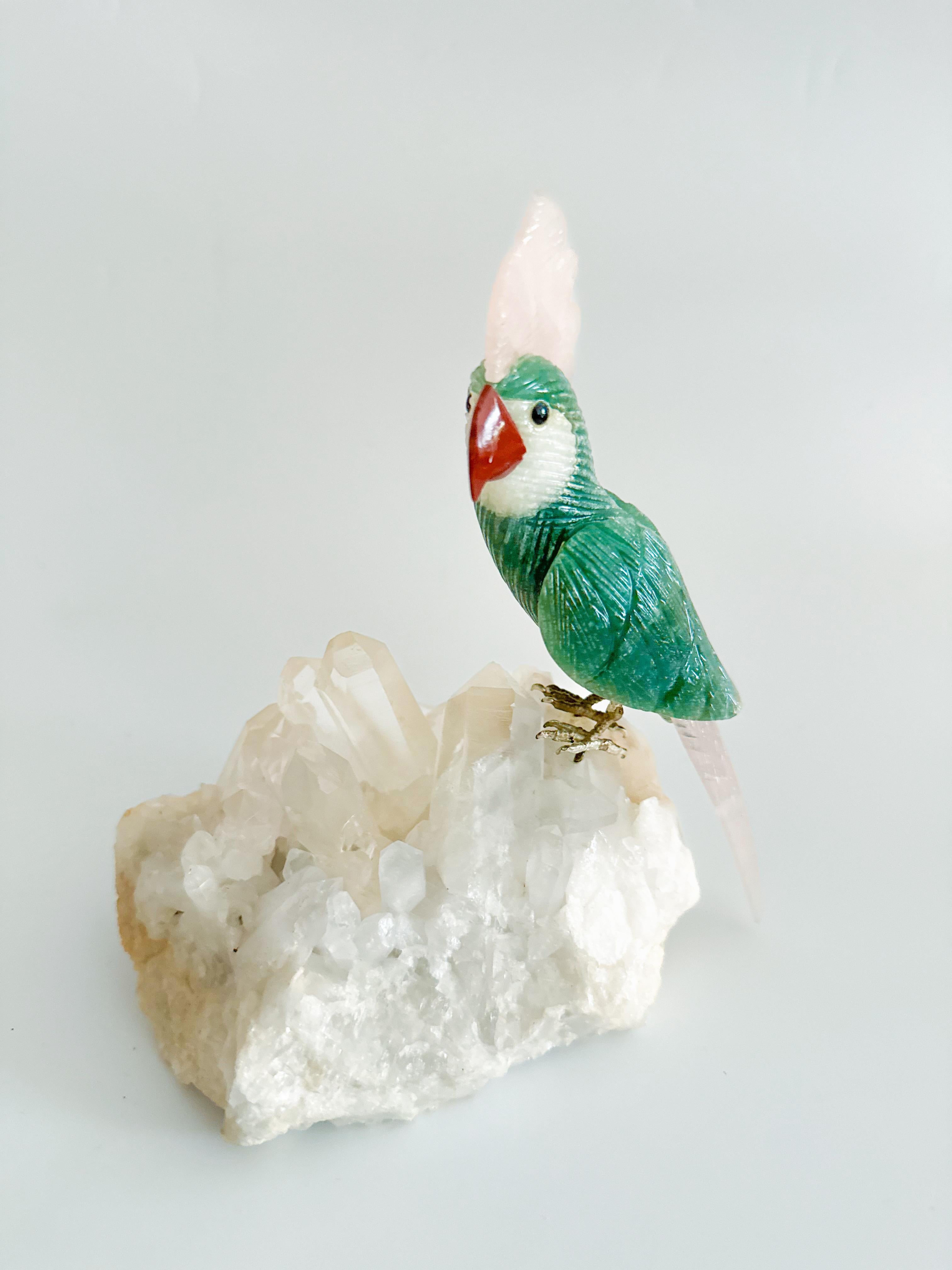 Geschnitzte Papagei-Vogel-Skulptur aus Stein auf Bergkristall, Quarz und Amethyst Brasilien 7