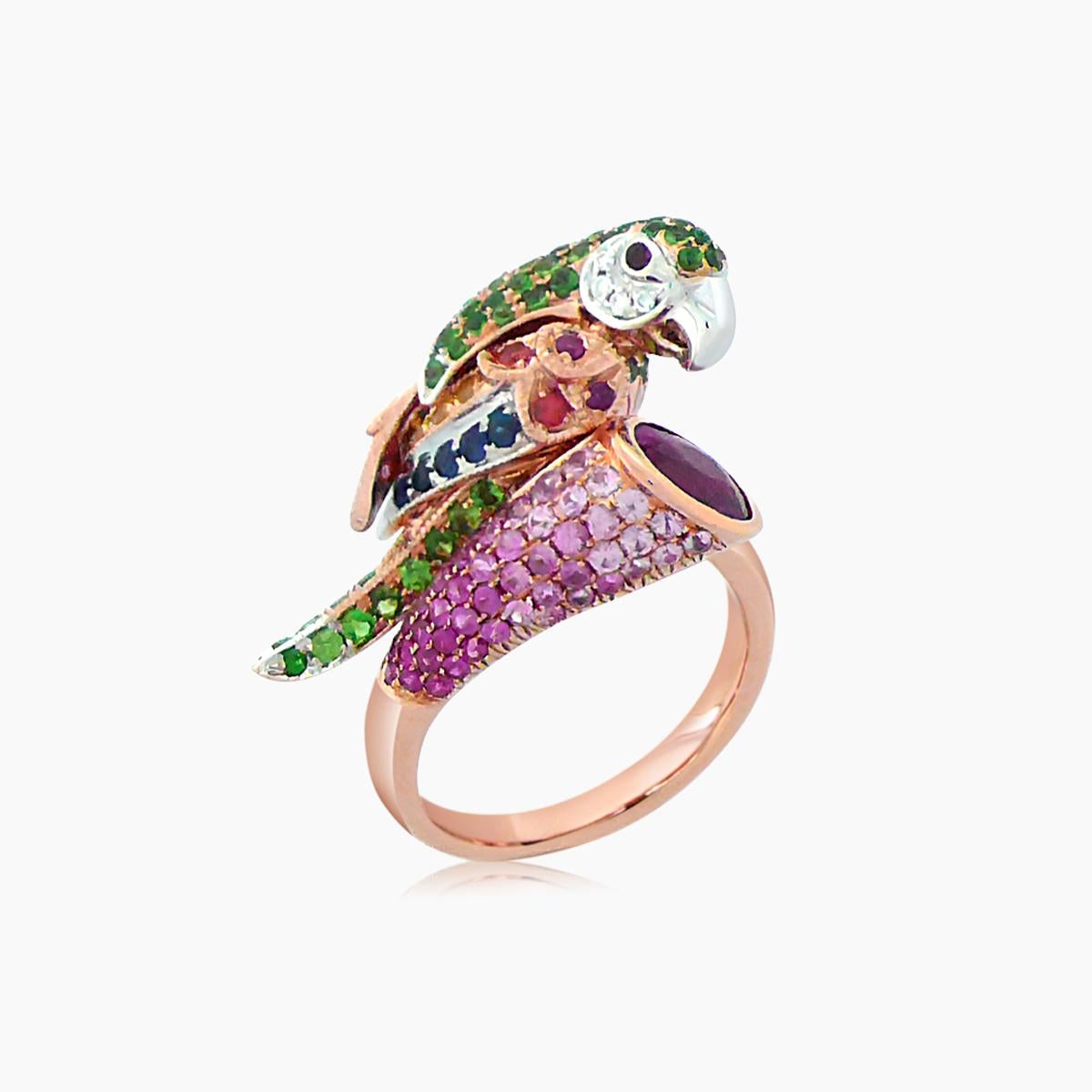 Oiseau perroquet Bague en or rose 18 carats grenat vert diamant saphir et tourmaline Neuf - En vente à Oakton, VA