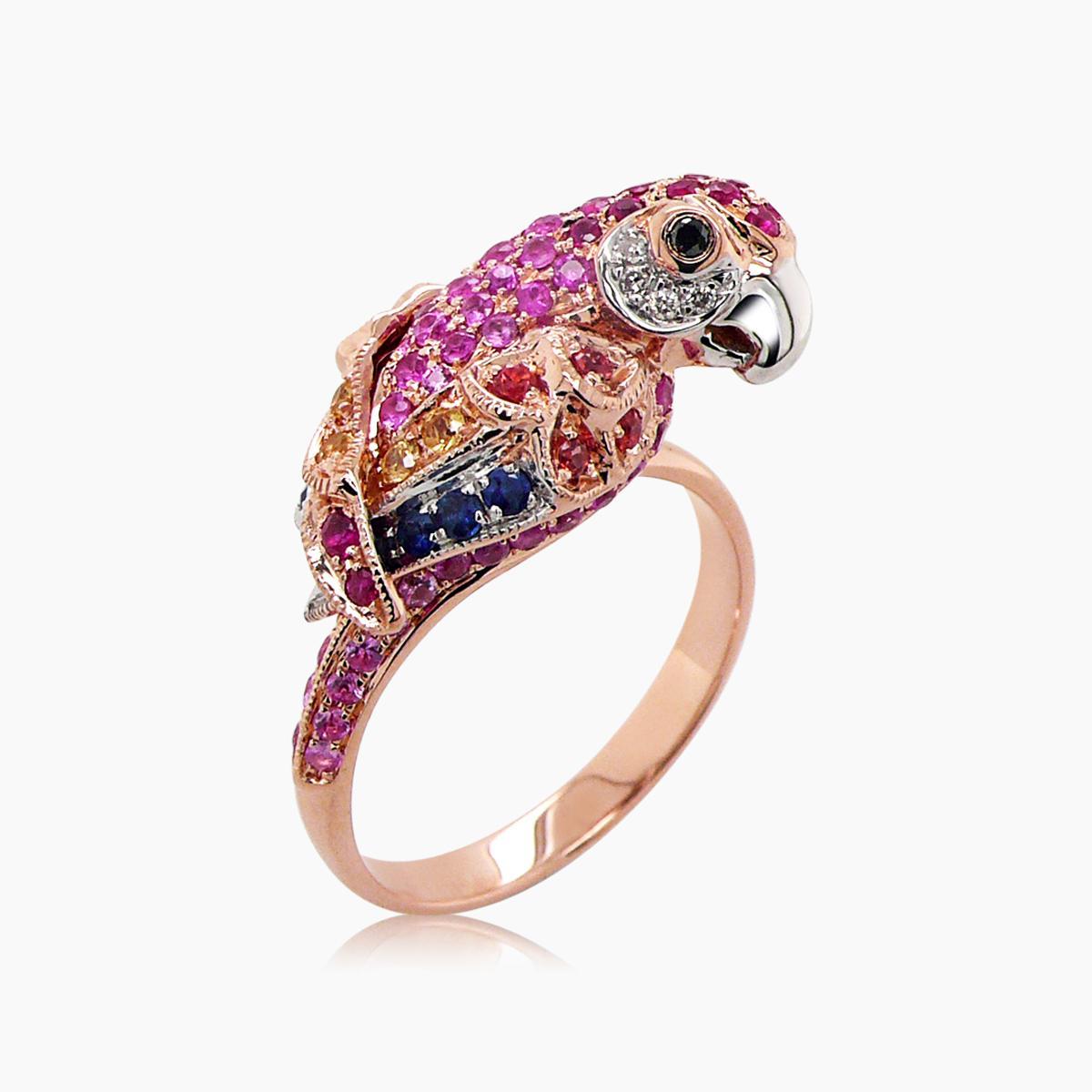 Dimensions: 2.00x1.00x2.90cm
Color: 18K Rose Gold
Materials:
