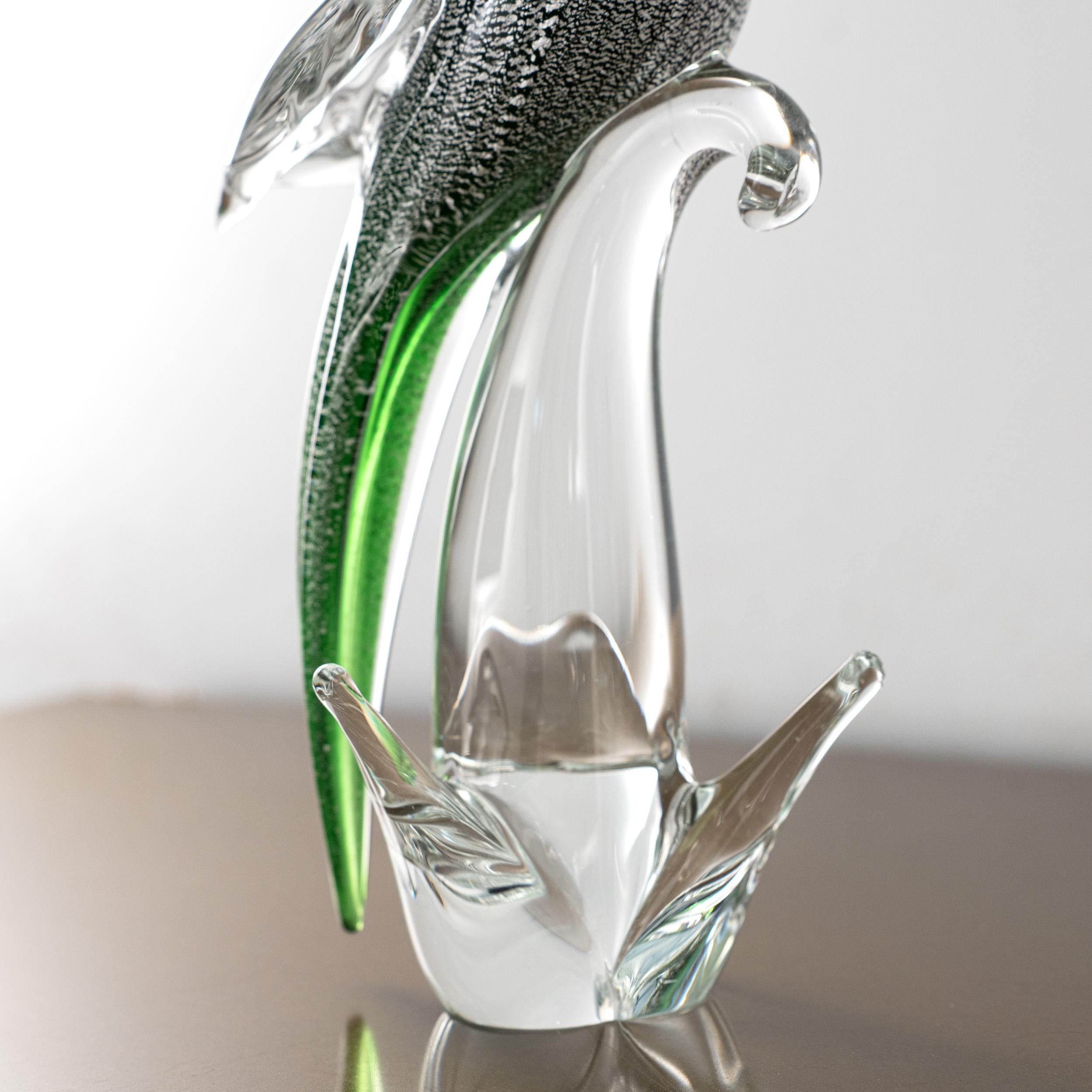 Uccello pappagallo Scultura in vetro di Murano, foglia d'argento verde Formia Venezia Italia in vendita 1