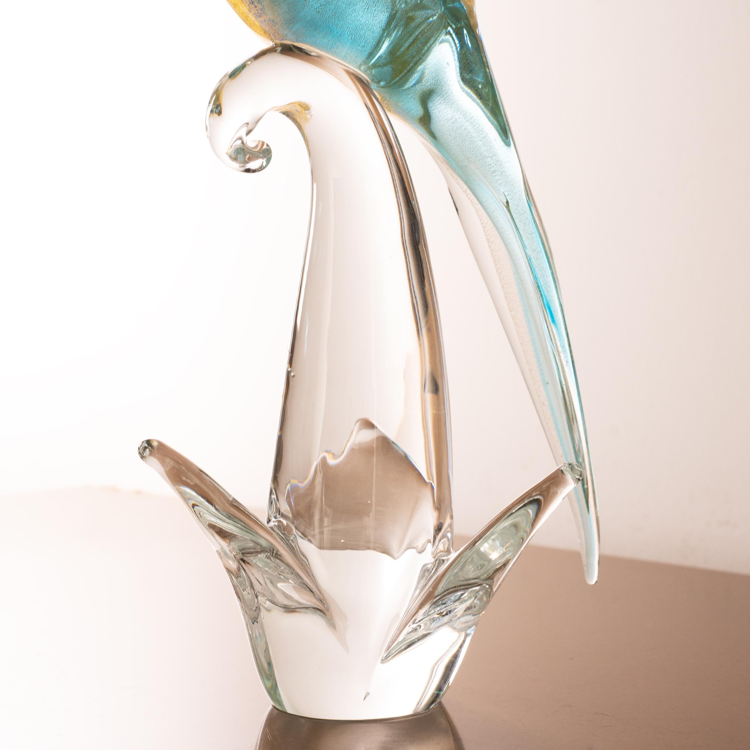Pappagallo  scultura di uccello in vero vetro di Murano, blu e foglia d'oro, Formia Venezia in vendita 1