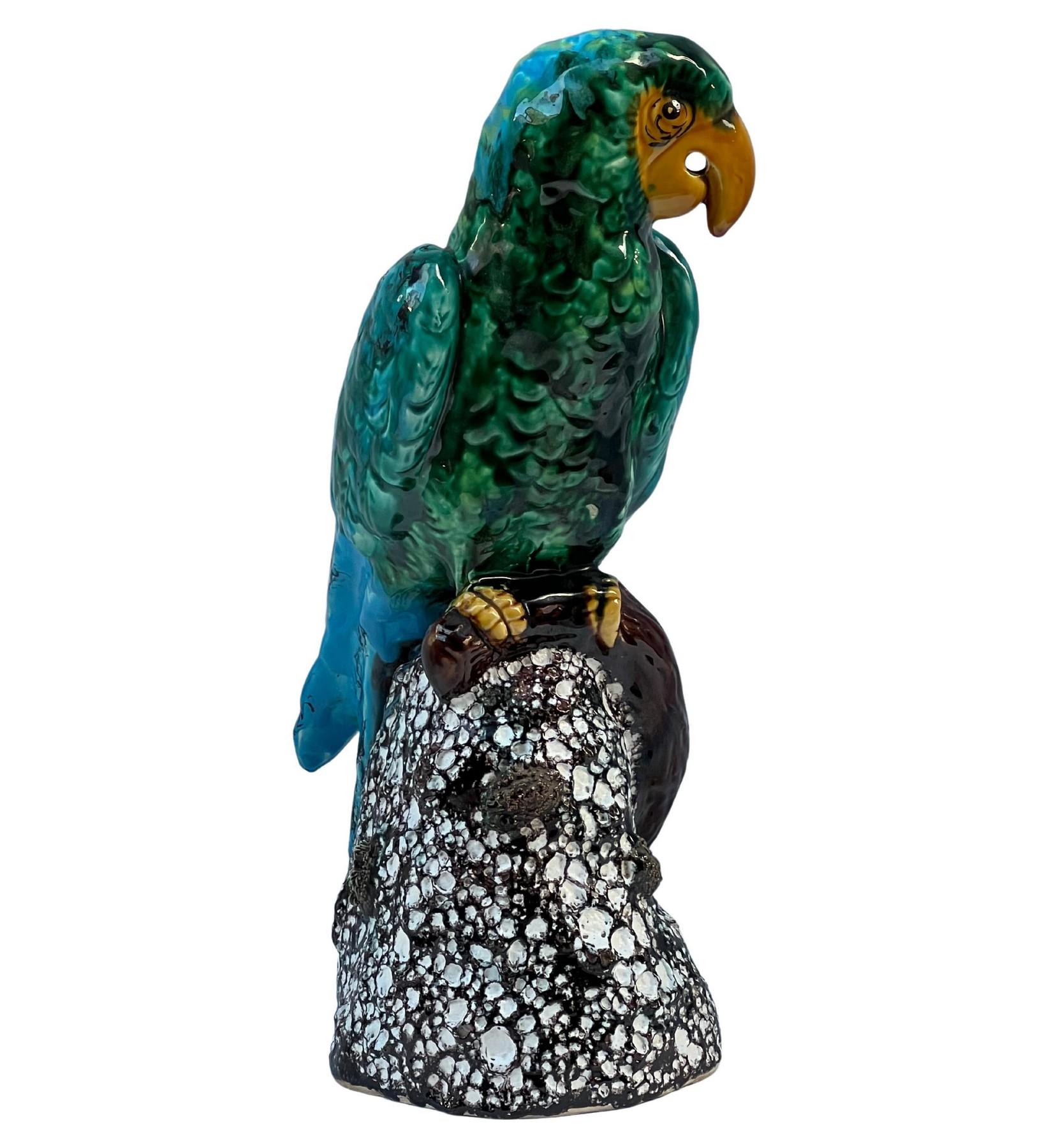 Large ceramic parrot glazed with bright colors. Very nice quality of enamel.
Louis Giraud (1897-1985). Vallauris.

Signed LG and marked Vallauris.

Two pieces available.