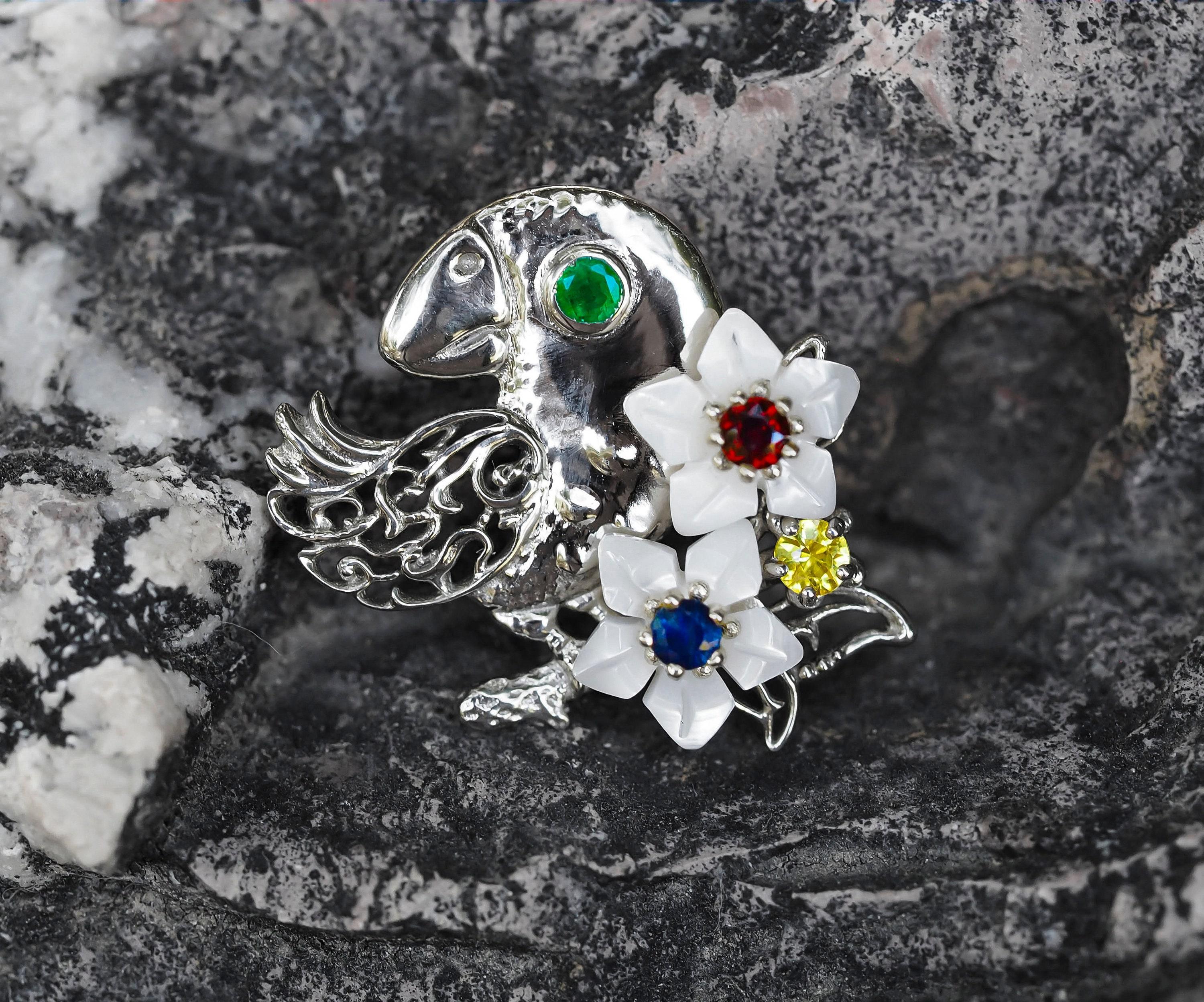 Parrot on flowers pendant with colored gems in 14k gold For Sale at 1stDibs