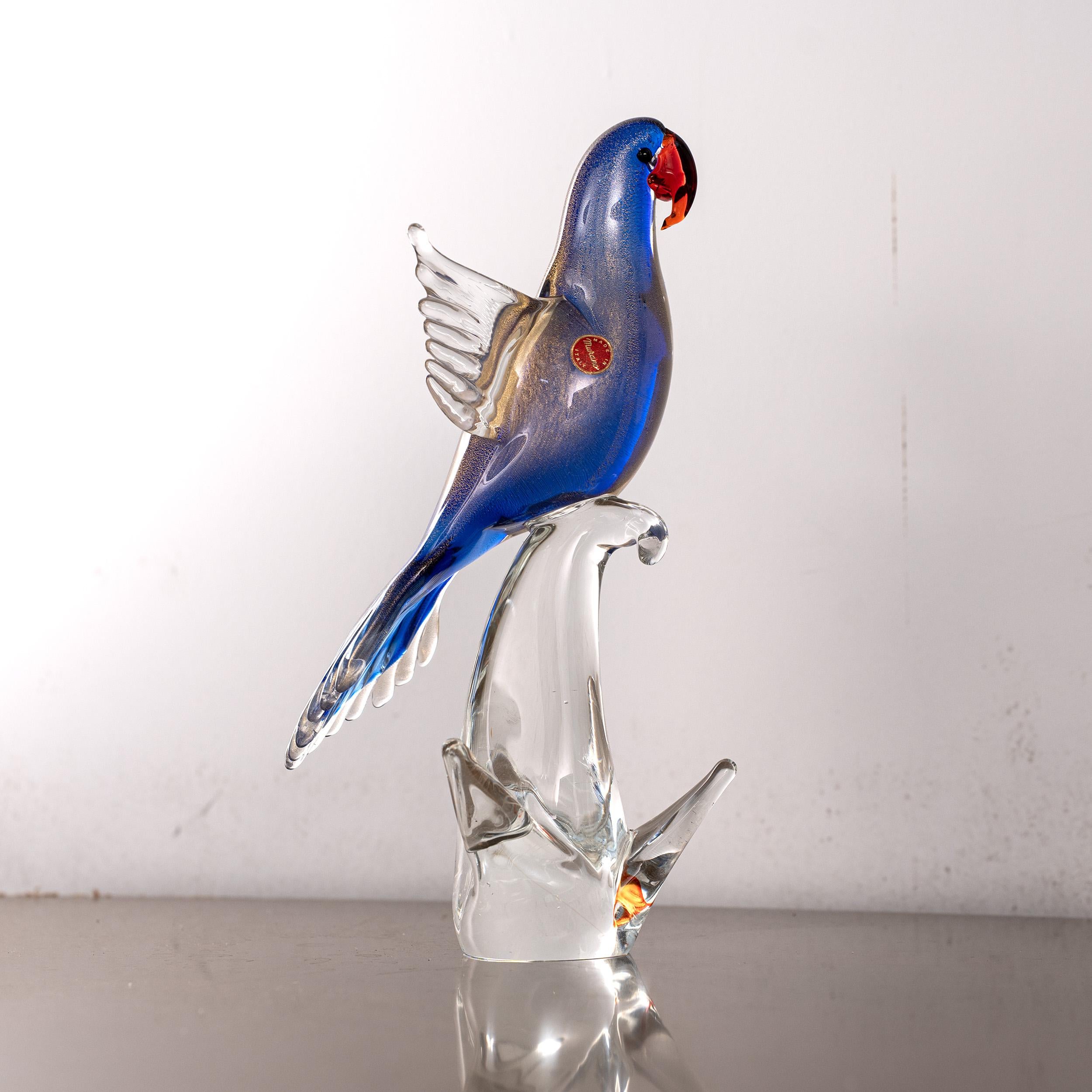 Parrot Sculpture in Blue Murano glass with golden details, Italy in stock For Sale 4