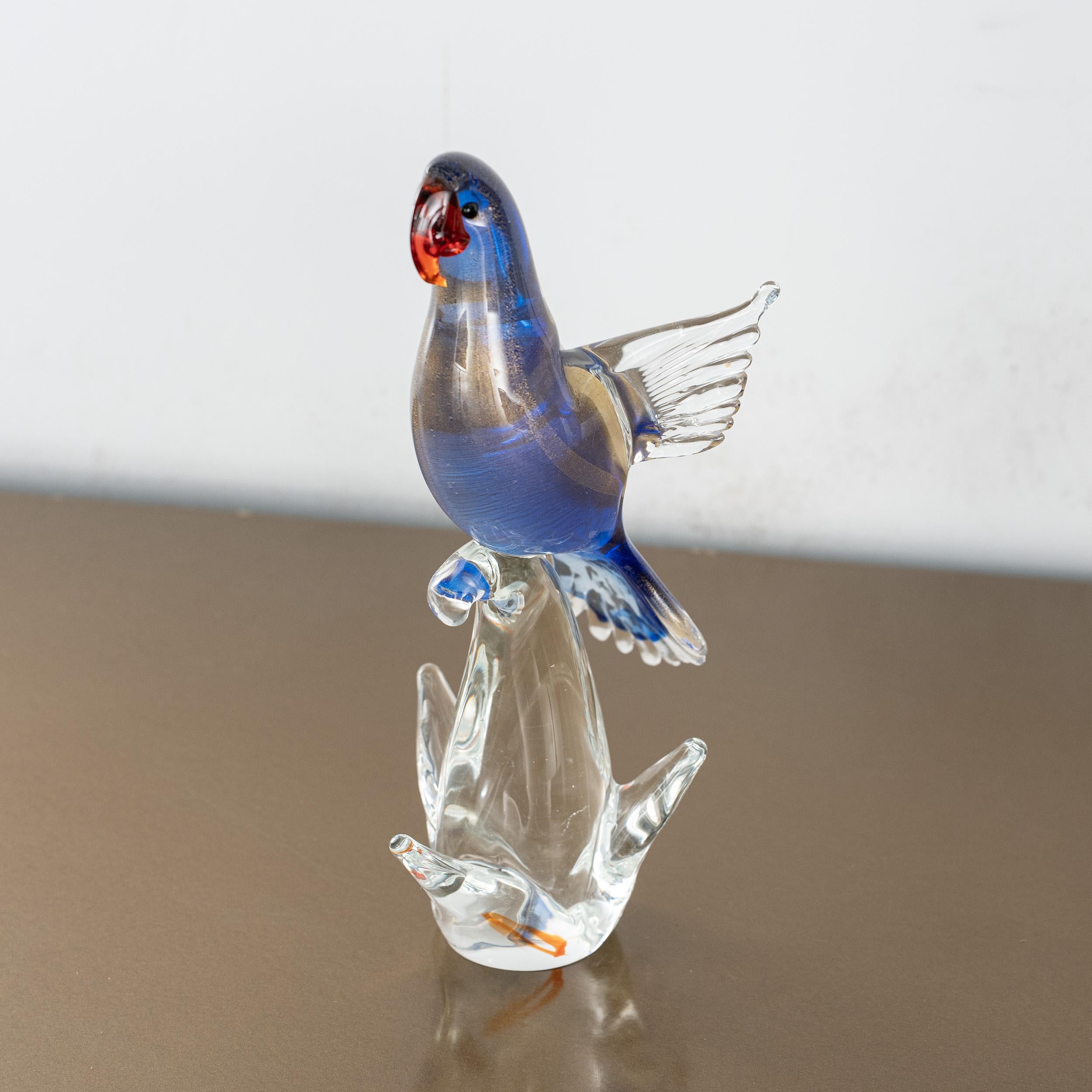 Parrot Sculpture in Blue Murano glass with golden details, Italy in stock For Sale 1