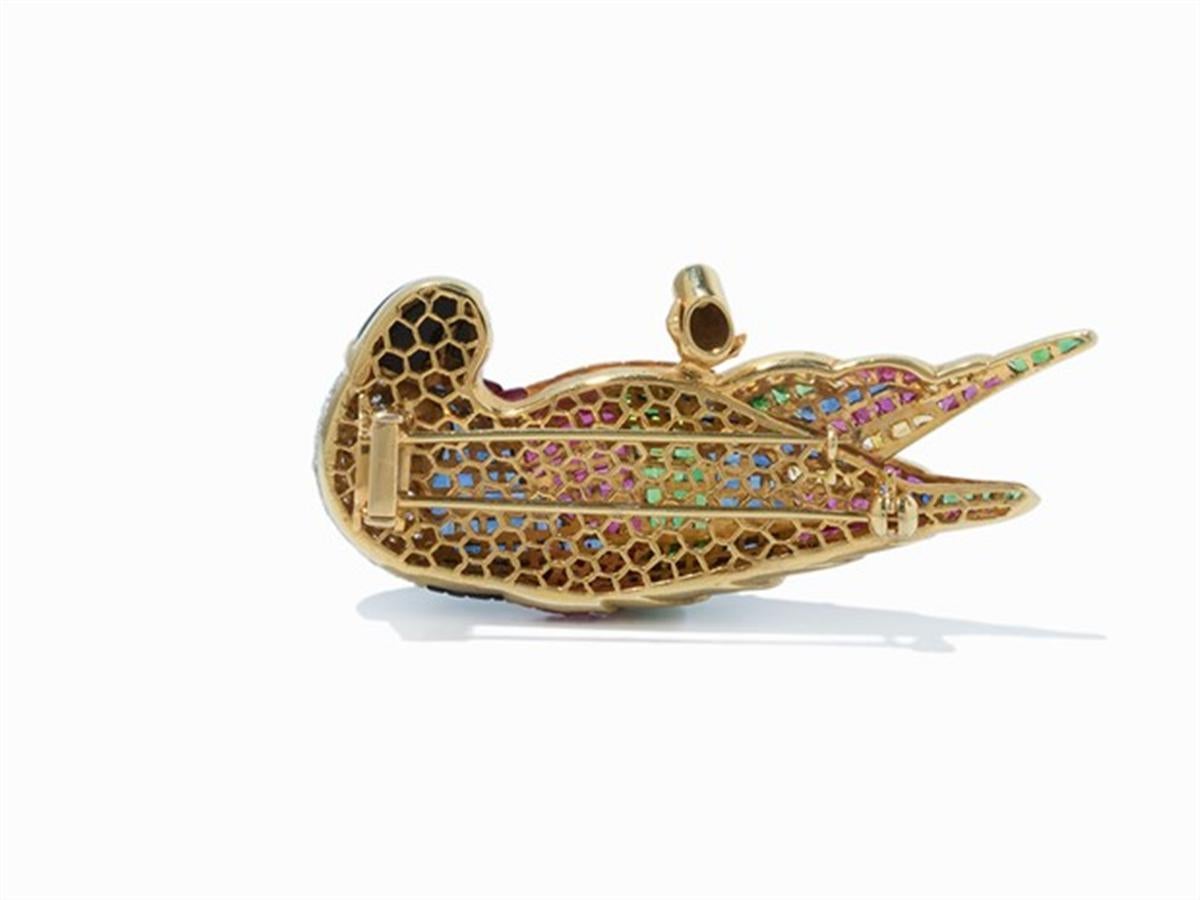 Taglio brillante Spilla a forma di pappagallo con zaffiro prezioso, rubini, tsavoriti e diamanti 18k in vendita