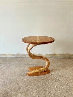 Pars Table III, di Raka Studio, Tavolino minimalista