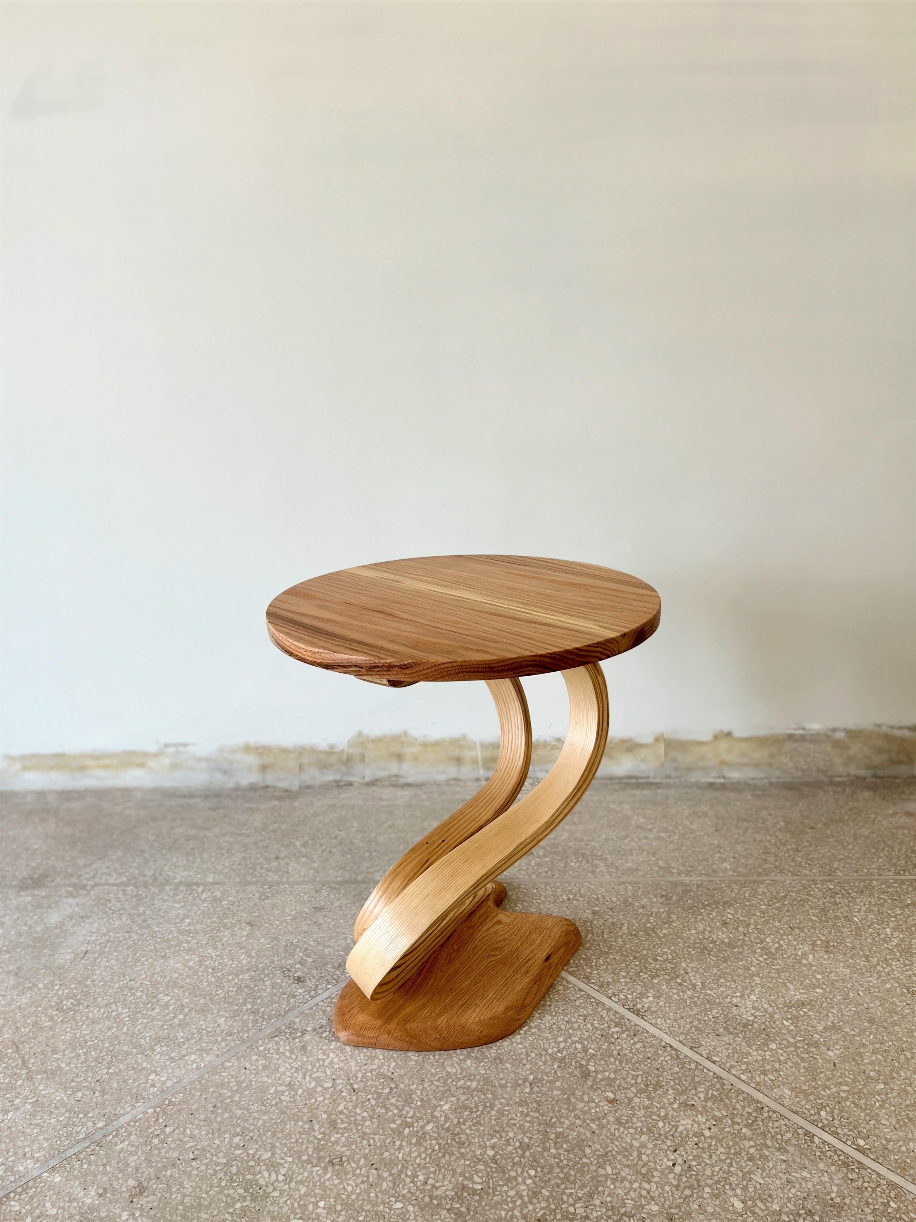 Pars Table III, by Raka Studio, Minimalist Side Table In New Condition For Sale In Cape Girardeau, MO