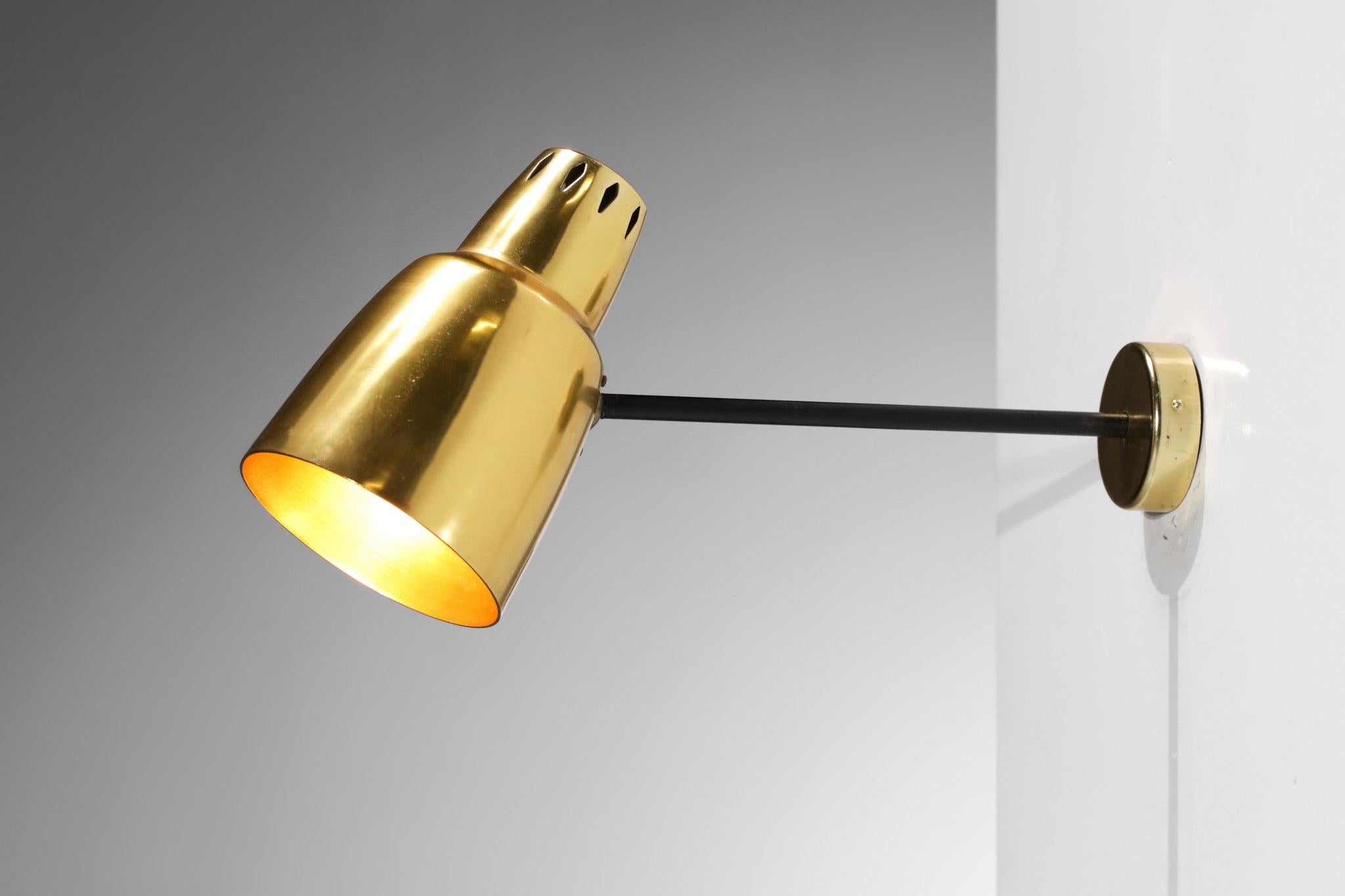 French Parscot 60's Vintage Gilded Wall Lamp in Solid Brass For Sale