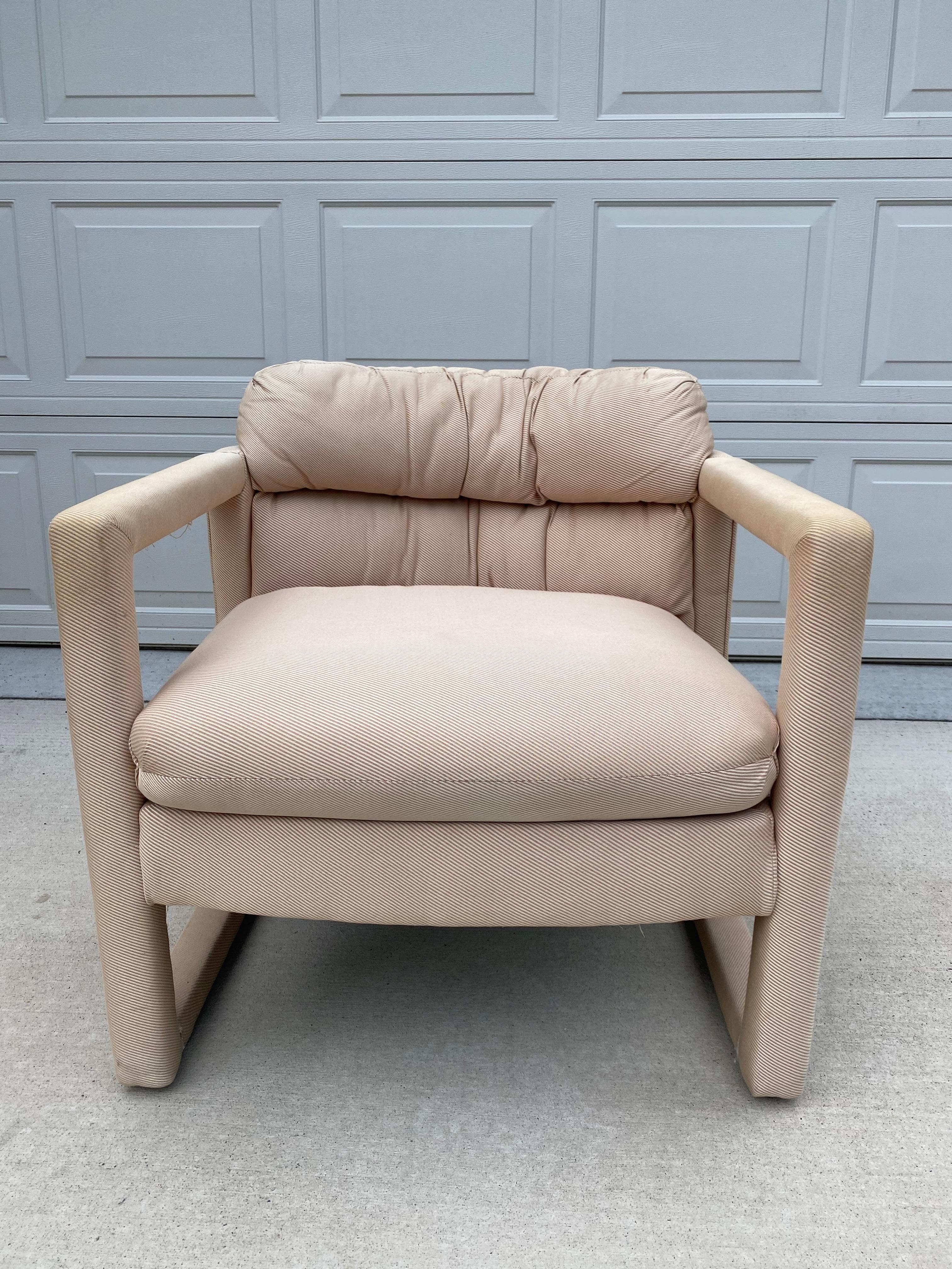 Mid-Century Modern Parson Style Drexel Lounge Chair  For Sale