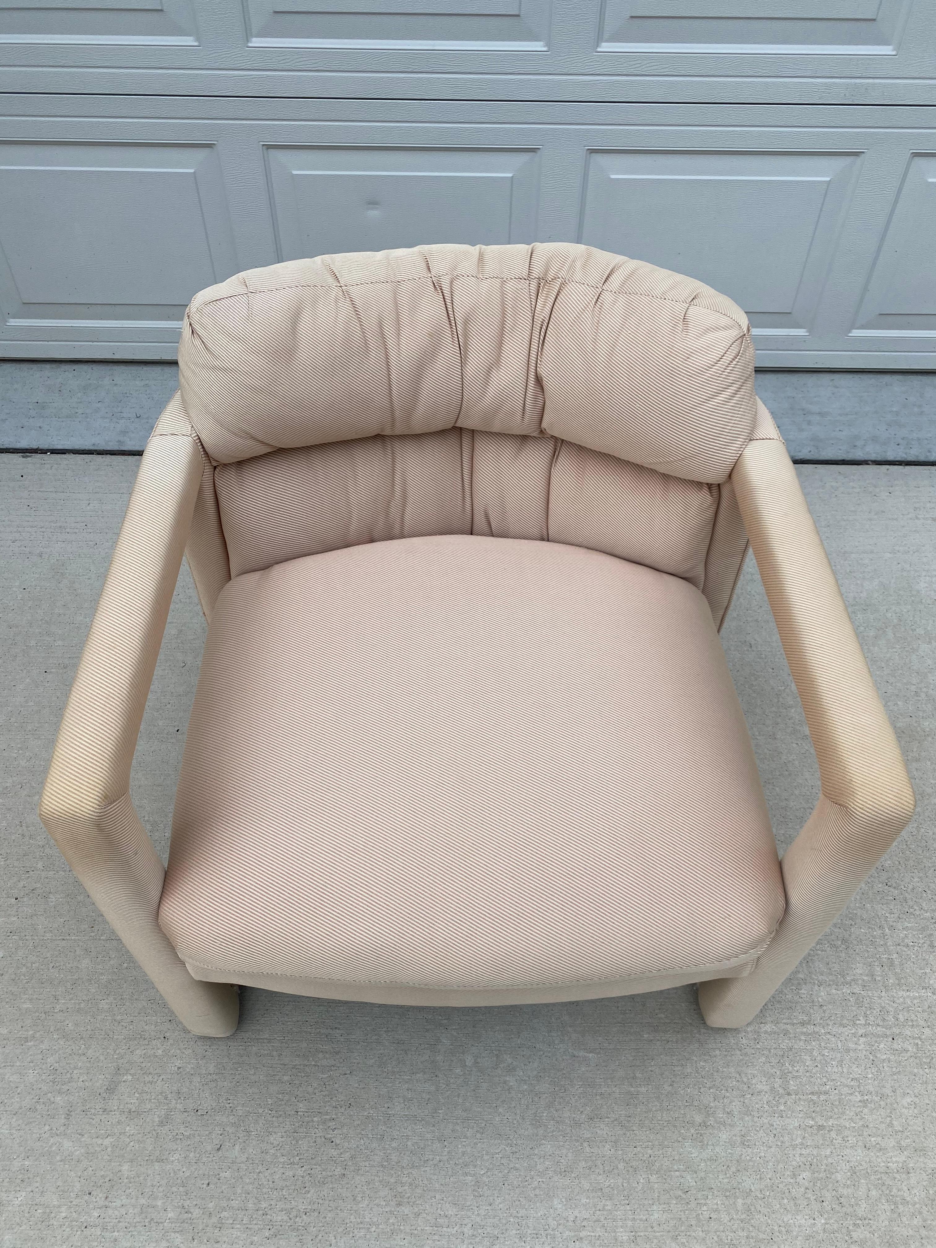 Late 20th Century Parson Style Drexel Lounge Chair  For Sale