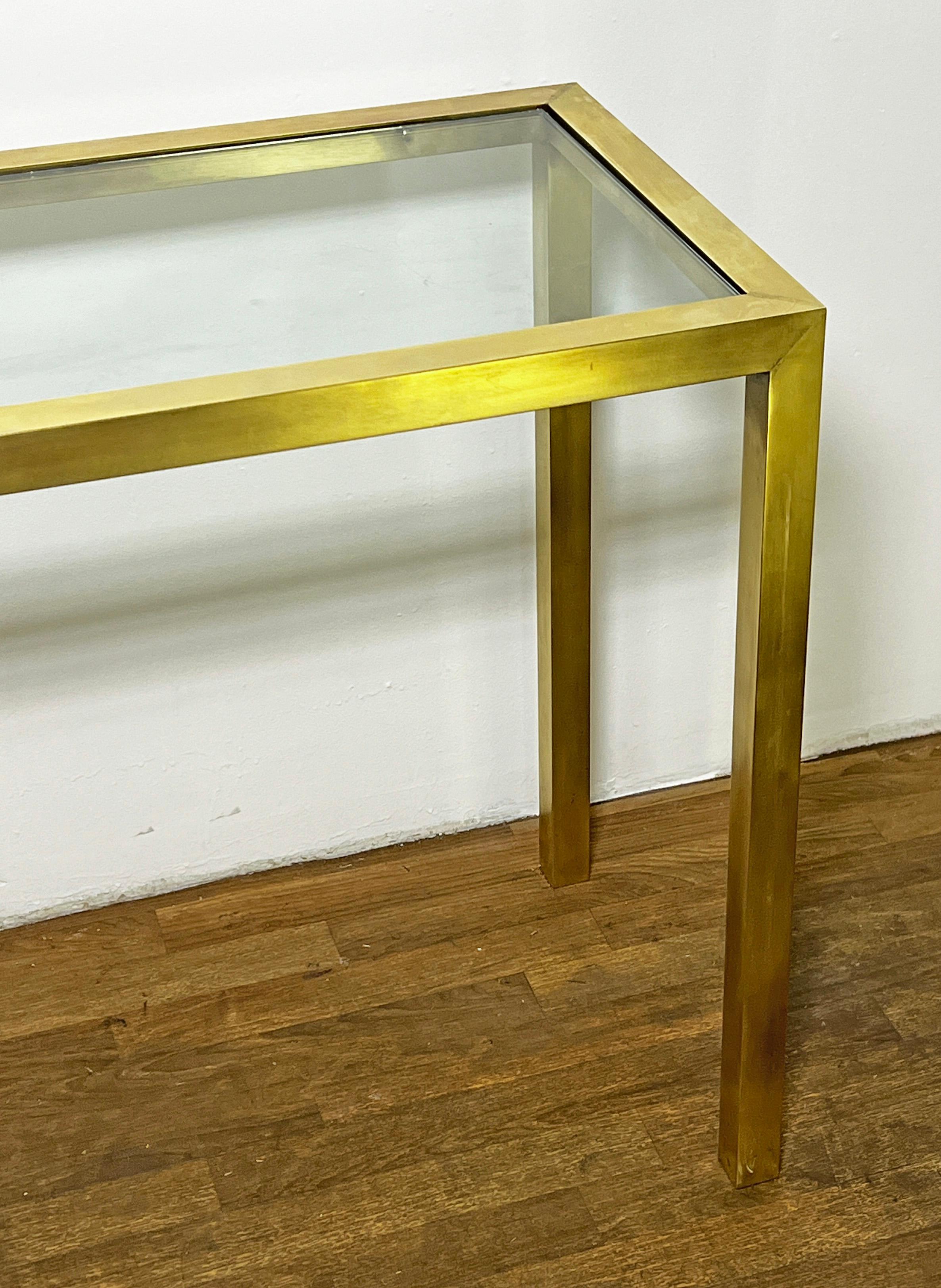 Parsons Style Brass Console Table Attributed to Directional Circa 1970s For Sale 1