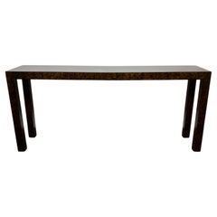 Mesa Consola Estilo Parsons Con Acabado Lacado Caparazón De Tortuga Circa 1970s