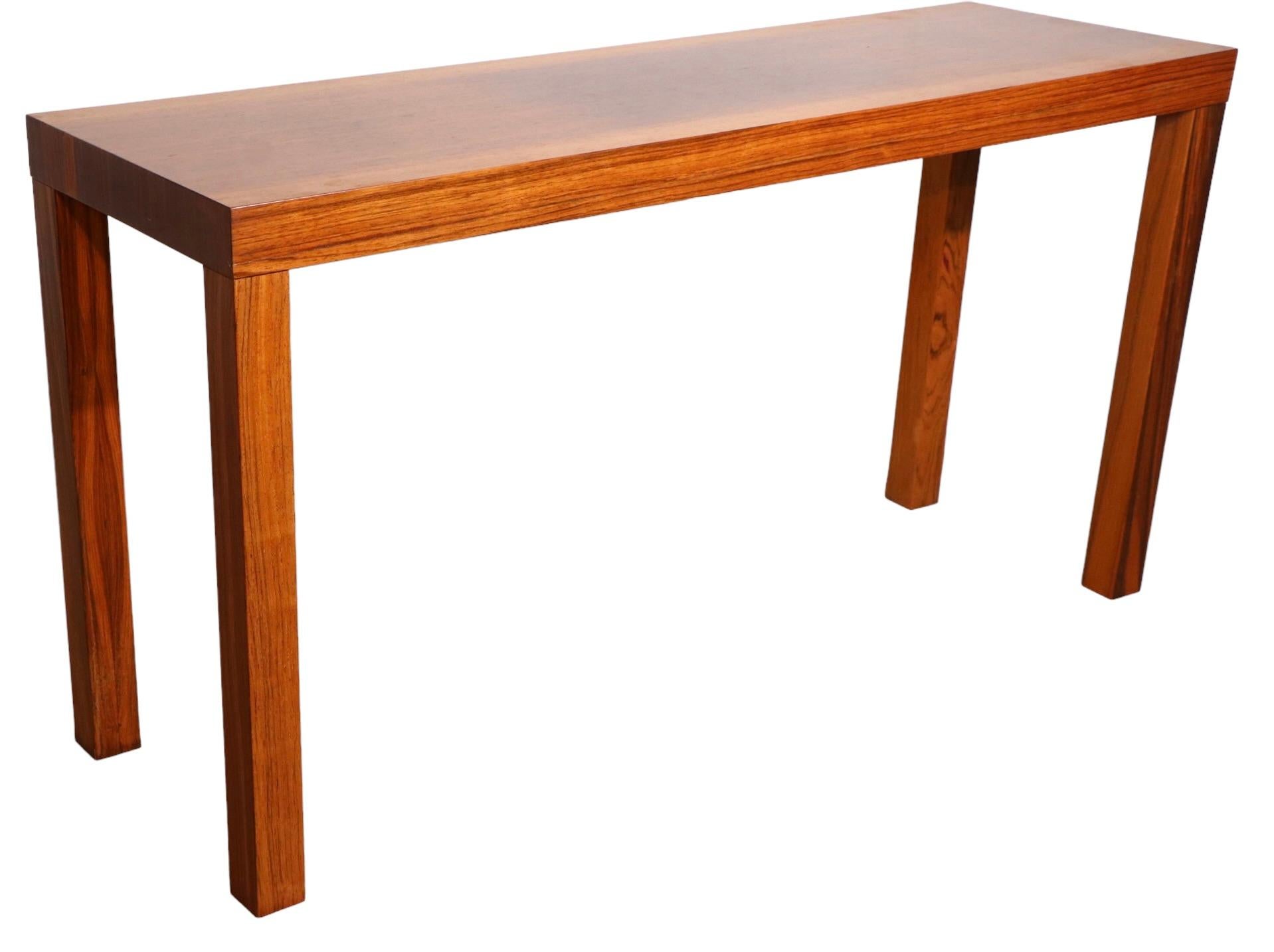 Parsons Style Danish Modern Console Table in Rosewood In Good Condition In New York, NY