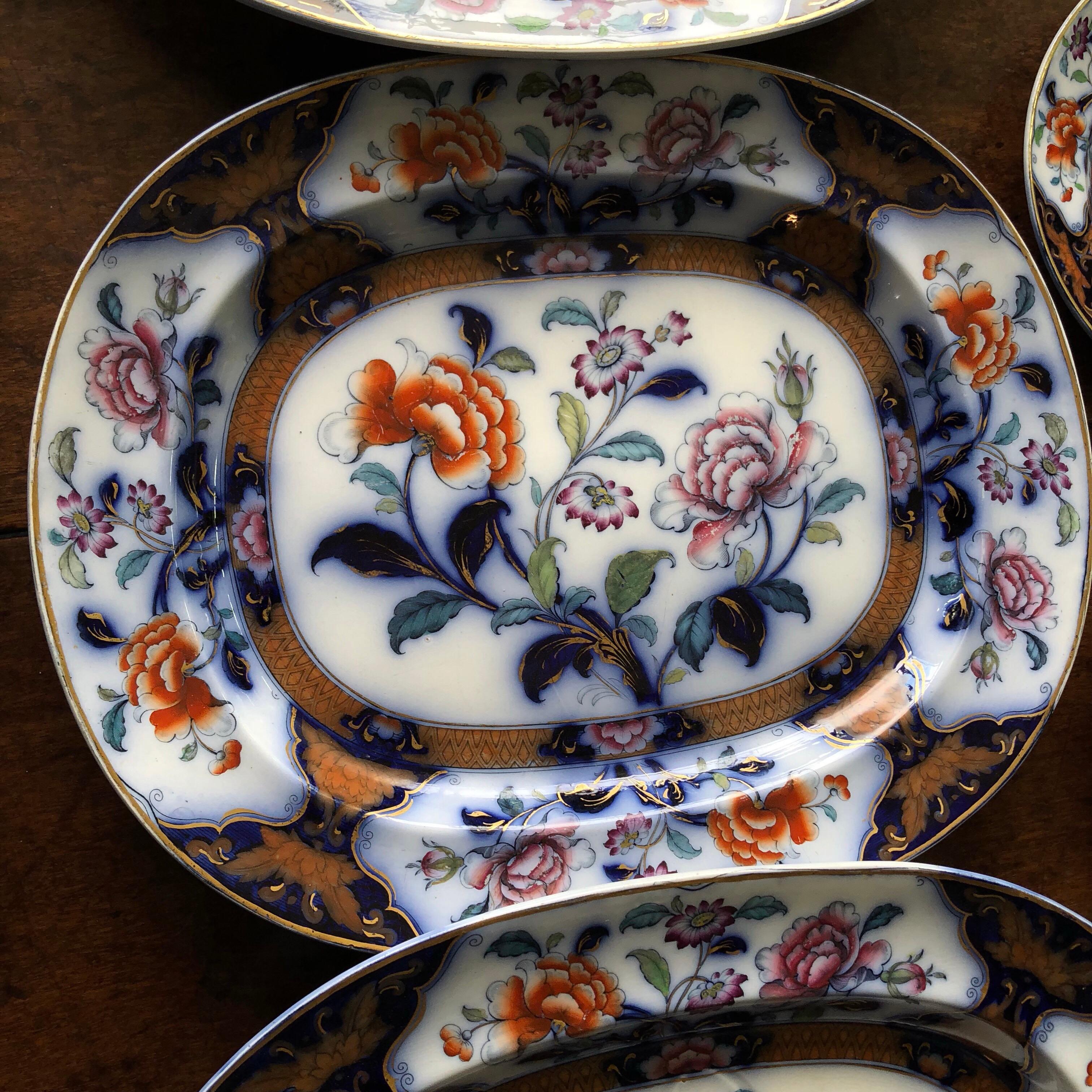 Part Ironstone Service in the ‘Eugenie’ Pattern, ‘Pearl’ Pottery, circa 1850 For Sale 3