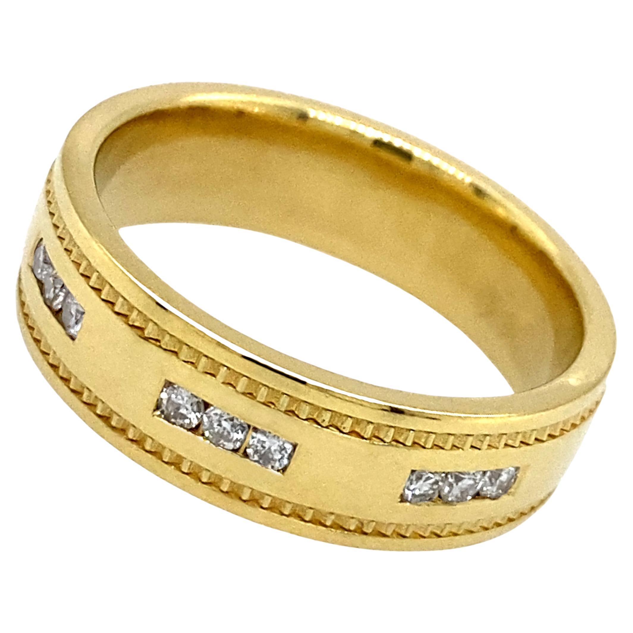 "Partial Hopper" Men's 0.32 Carat Diamond Wedding Band in 18 Karat Yellow Gold