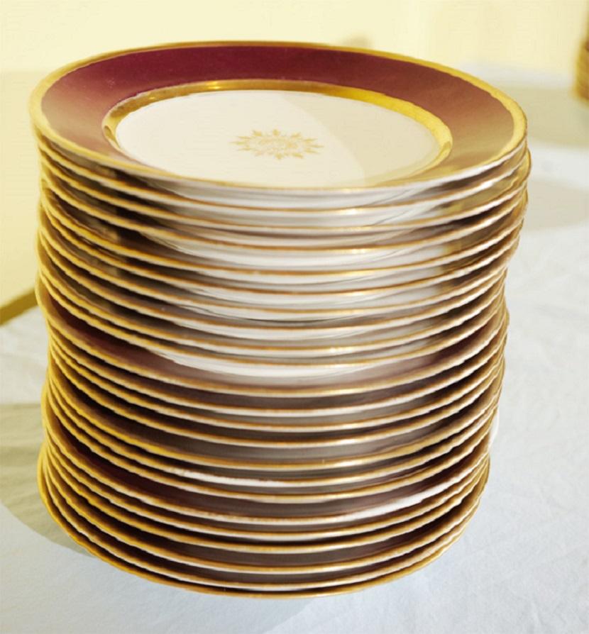 Servizio da tavola parziale Old Paris, 38 pezzi, Francia,  Circa:1817 in vendita 2