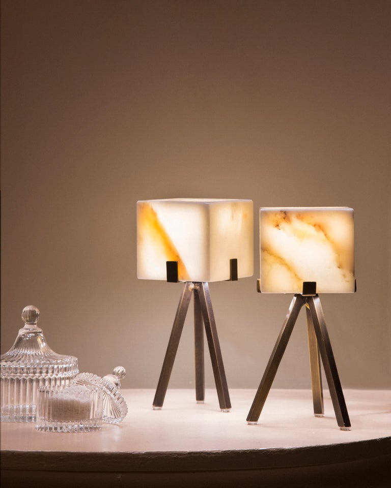 Particle Table Lamp by on.entropy, in Seamless White Marble and Bronze For Sale 1
