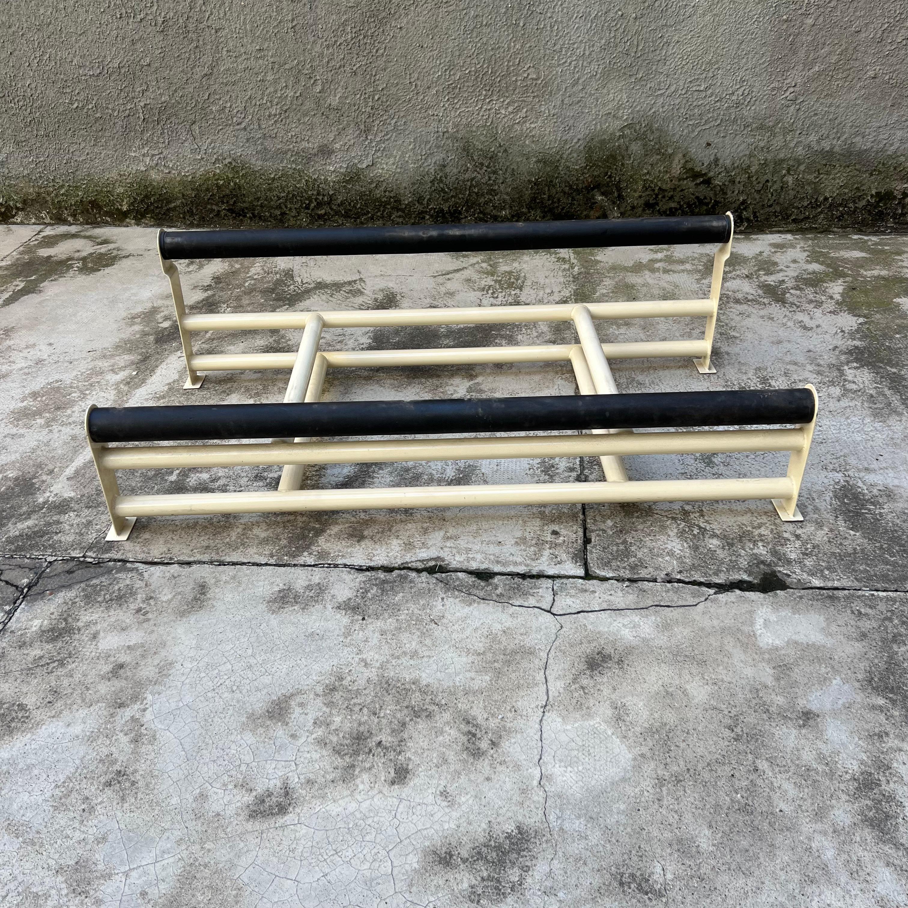 Chaise longue doble particular y anónima inspirada en Lc4 - Italia - Años 80 en venta 3