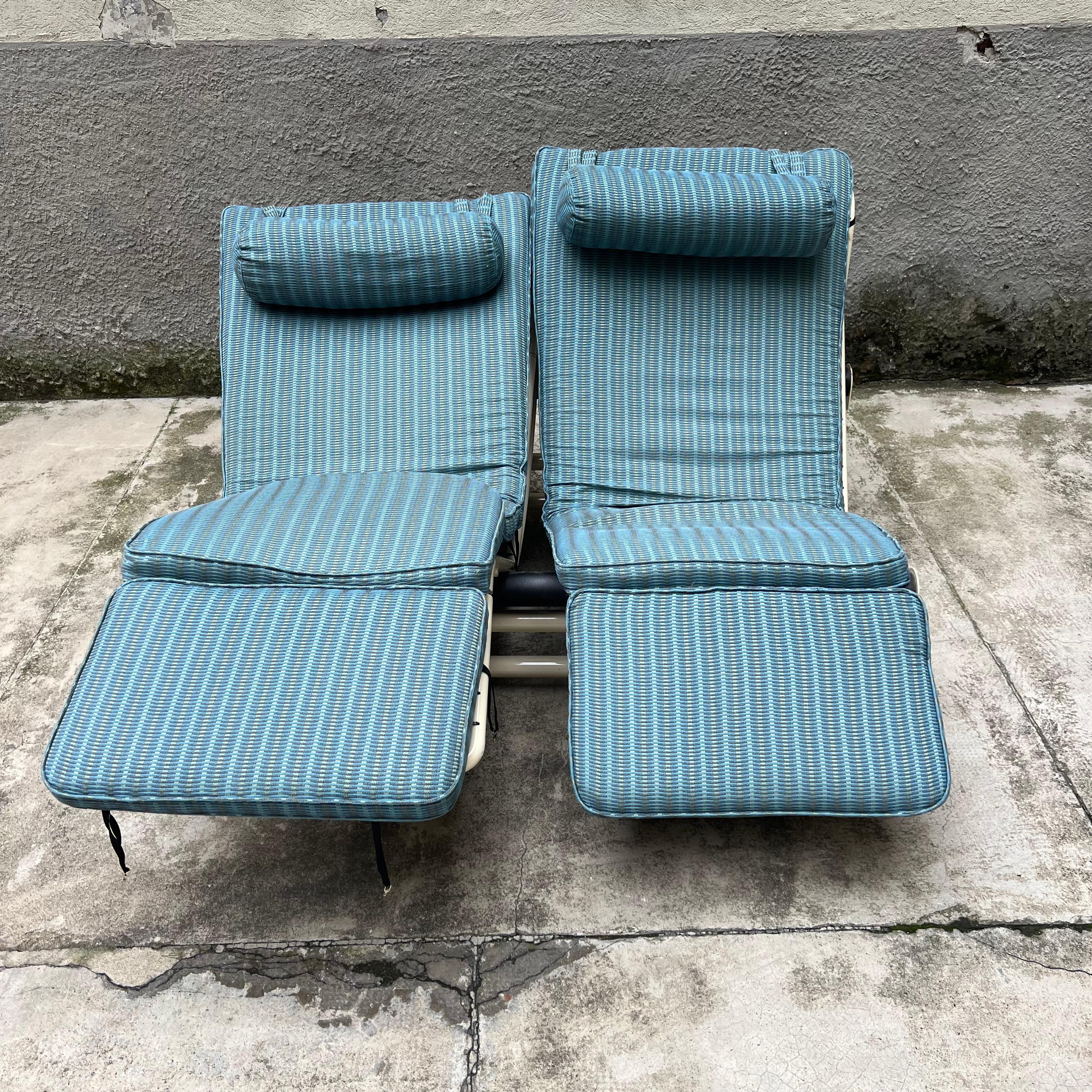 Chaise longue doble particular y anónima inspirada en Lc4 - Italia - Años 80 Italian en venta