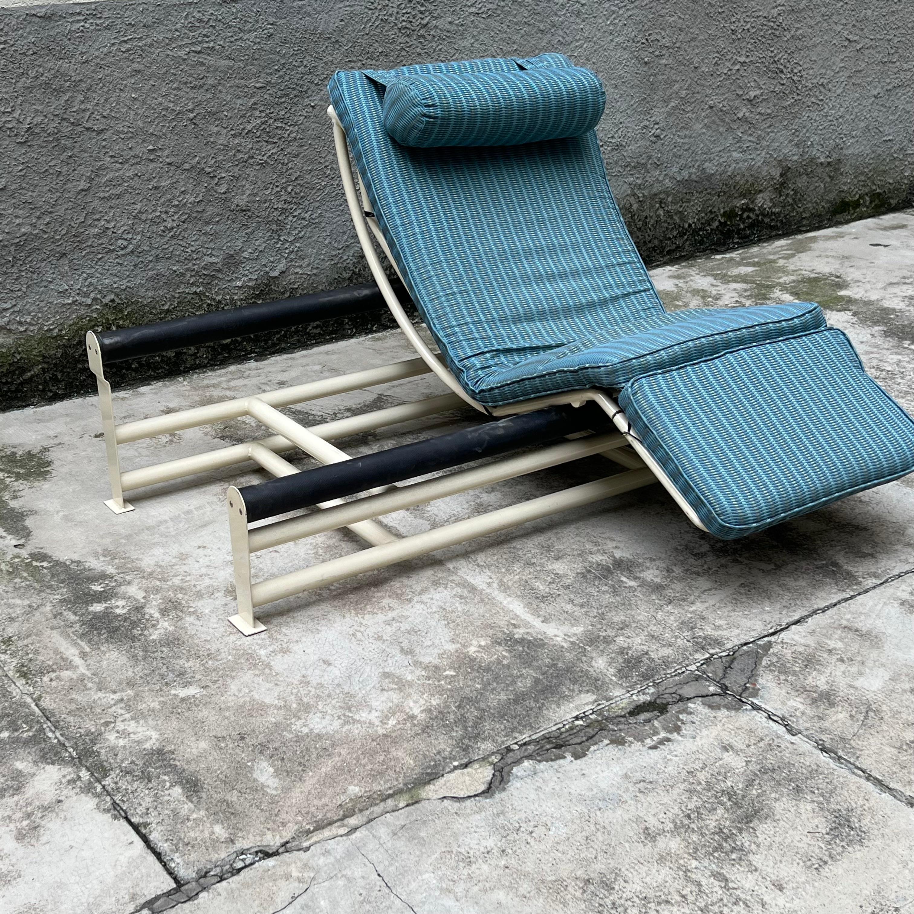 Chaise longue doble particular y anónima inspirada en Lc4 - Italia - Años 80 20th Century en venta