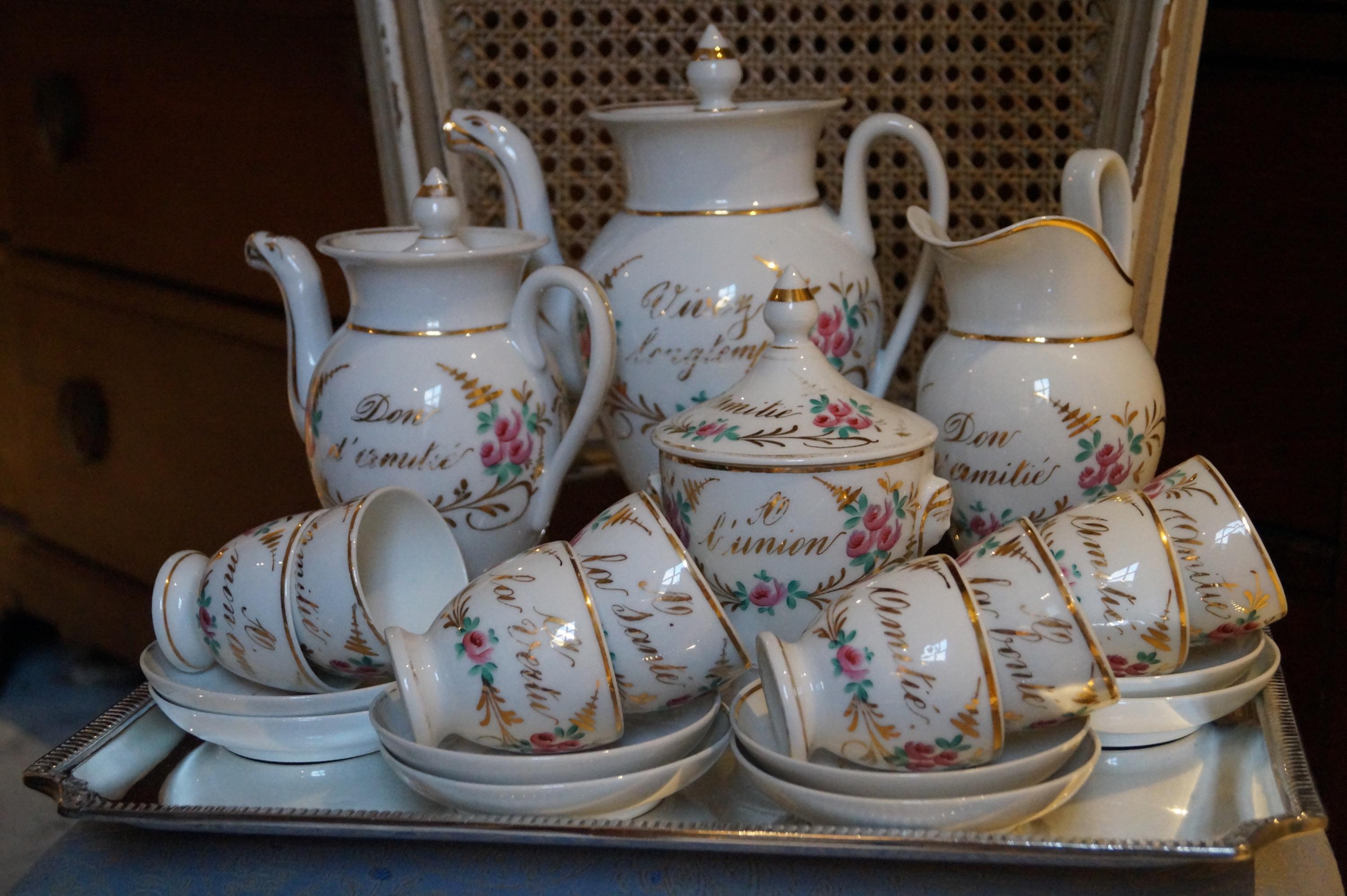 Particular and Rare Old Paris Hand-Painted Porcelain Coffee Tea Service, France For Sale 2