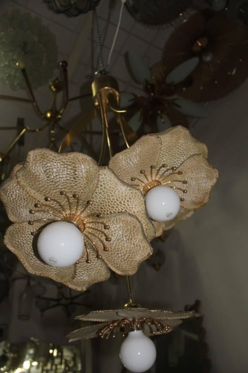 Metal Chandelier  metal flowers lacquered Brass Italian design 1970 For Sale