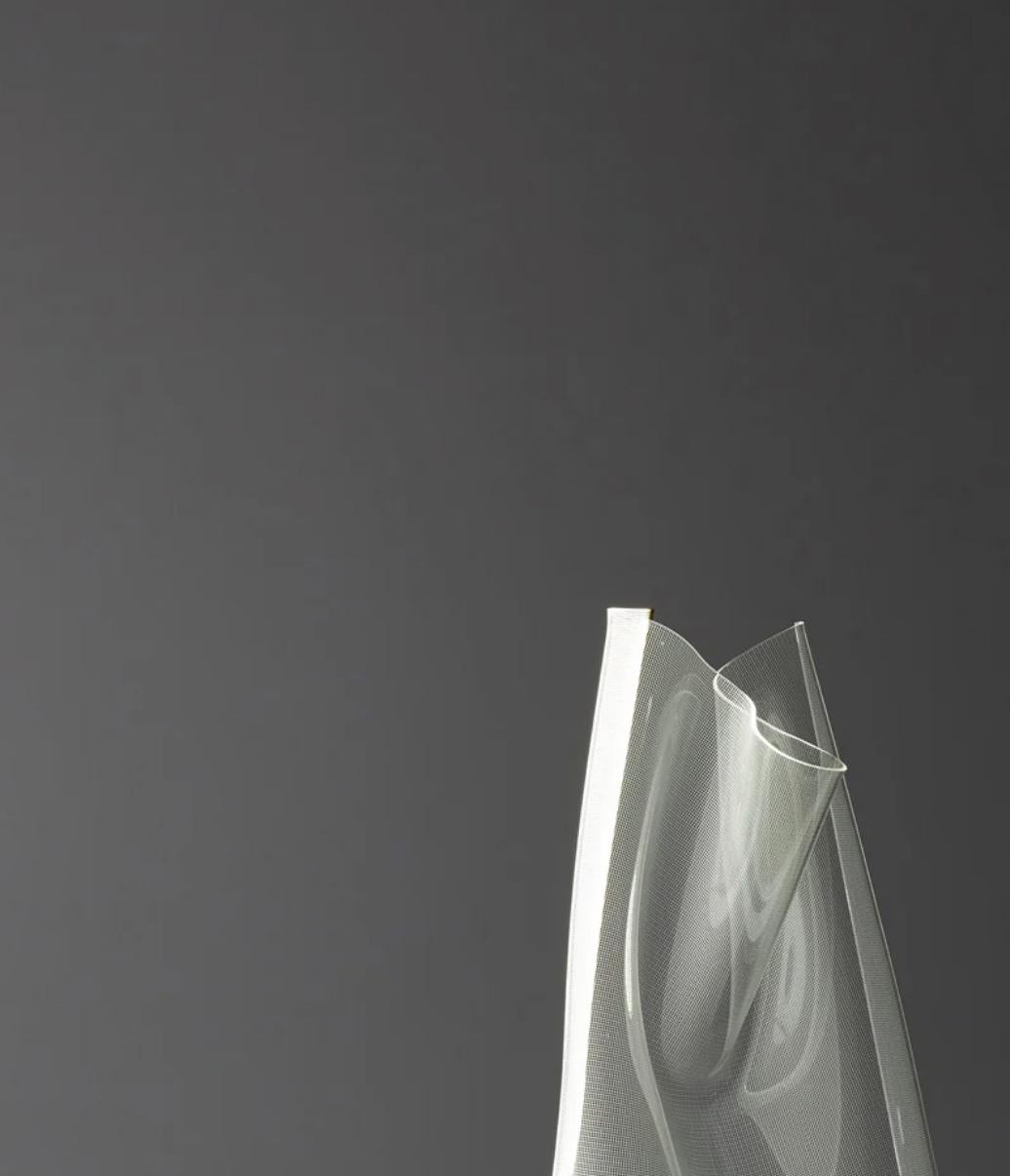 Acrilico Partisans Gweilo Han Gr Golden Led Lampada da terra a profilo per Parachilna in vendita