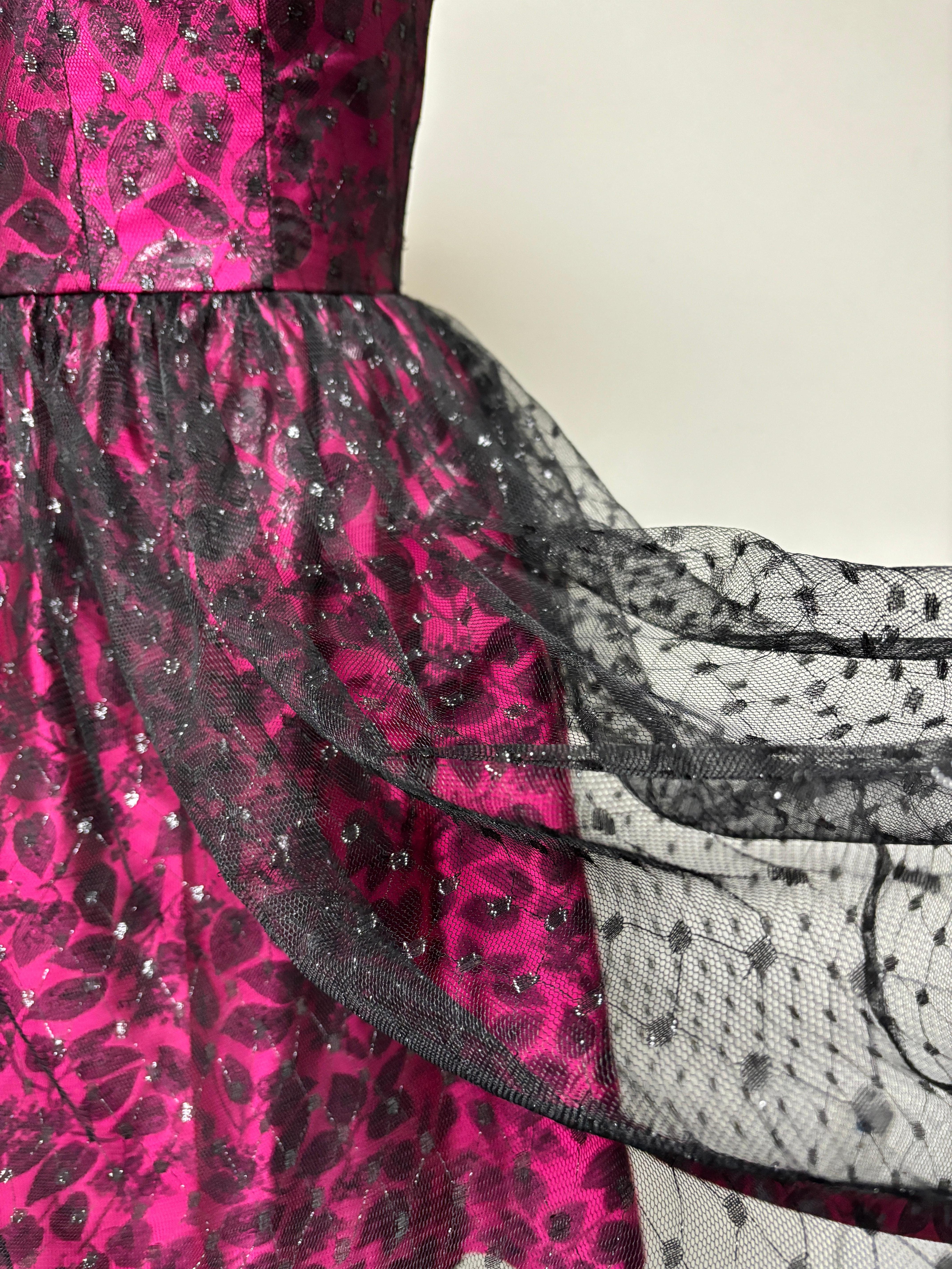 Party Dress in Fuchsia and Black Lace with Low V neck For Sale 4