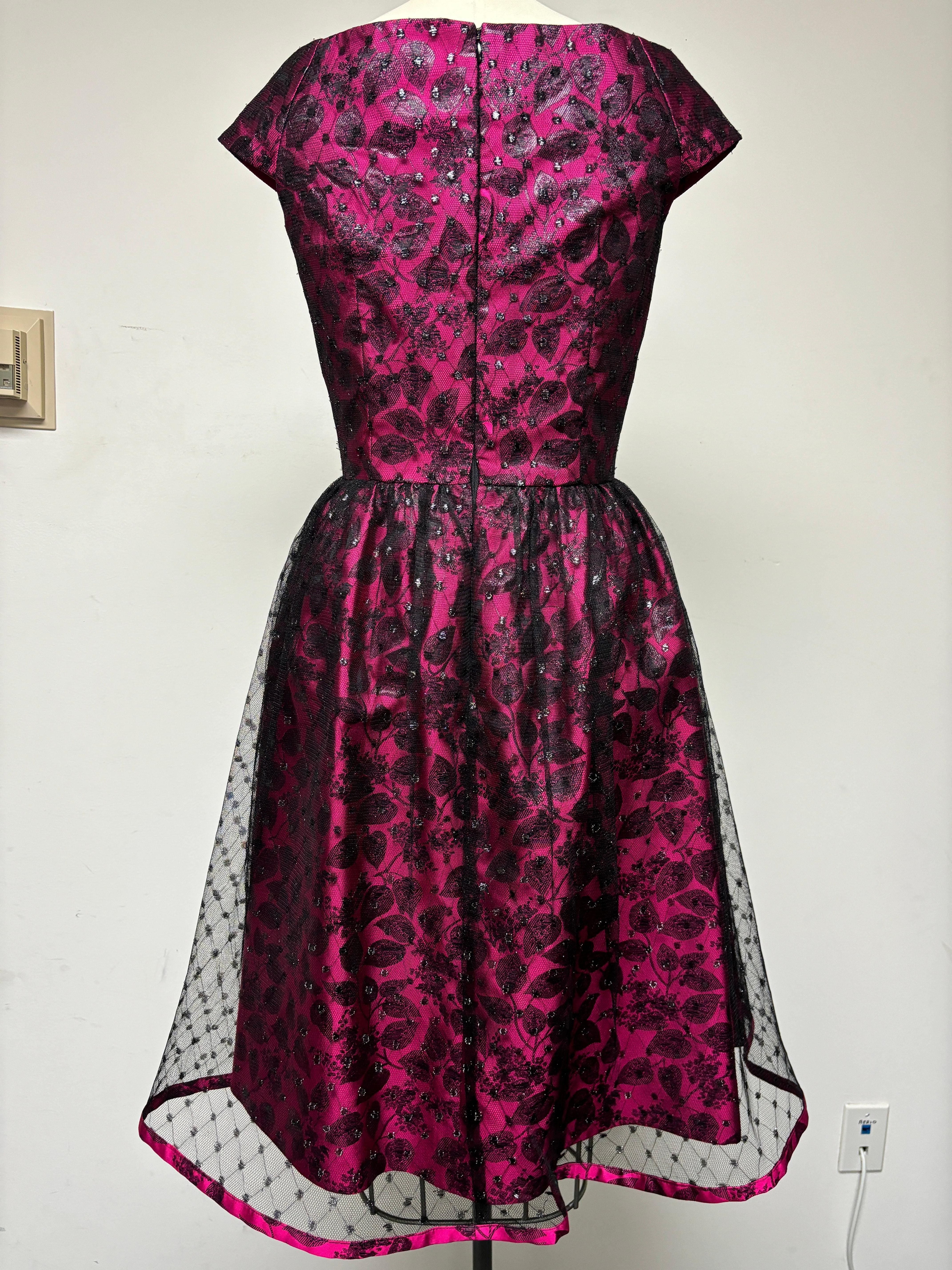 Party Dress in Fuchsia and Black Lace with Low V neck For Sale 5