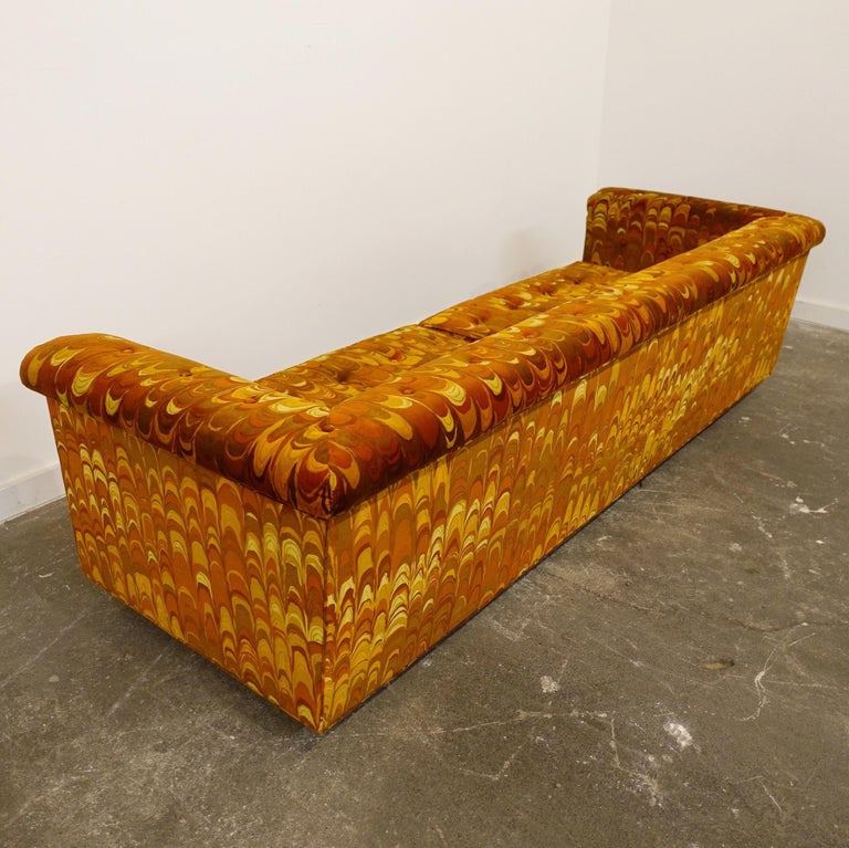 Party Sofa in Original Jack Lenor Larson Fabric by Edward Wormley for Dunbar In Good Condition For Sale In Philadelphia, PA