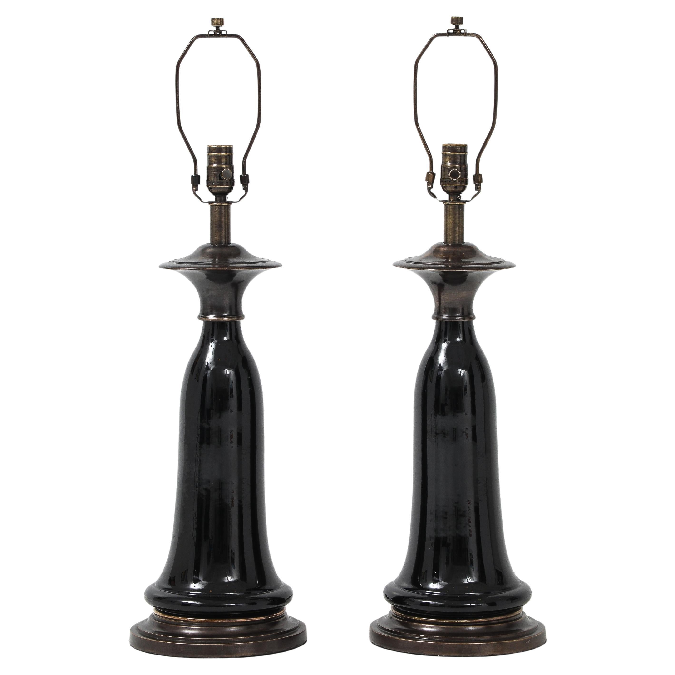Lampes en porcelaine noire de style Parzinger en vente