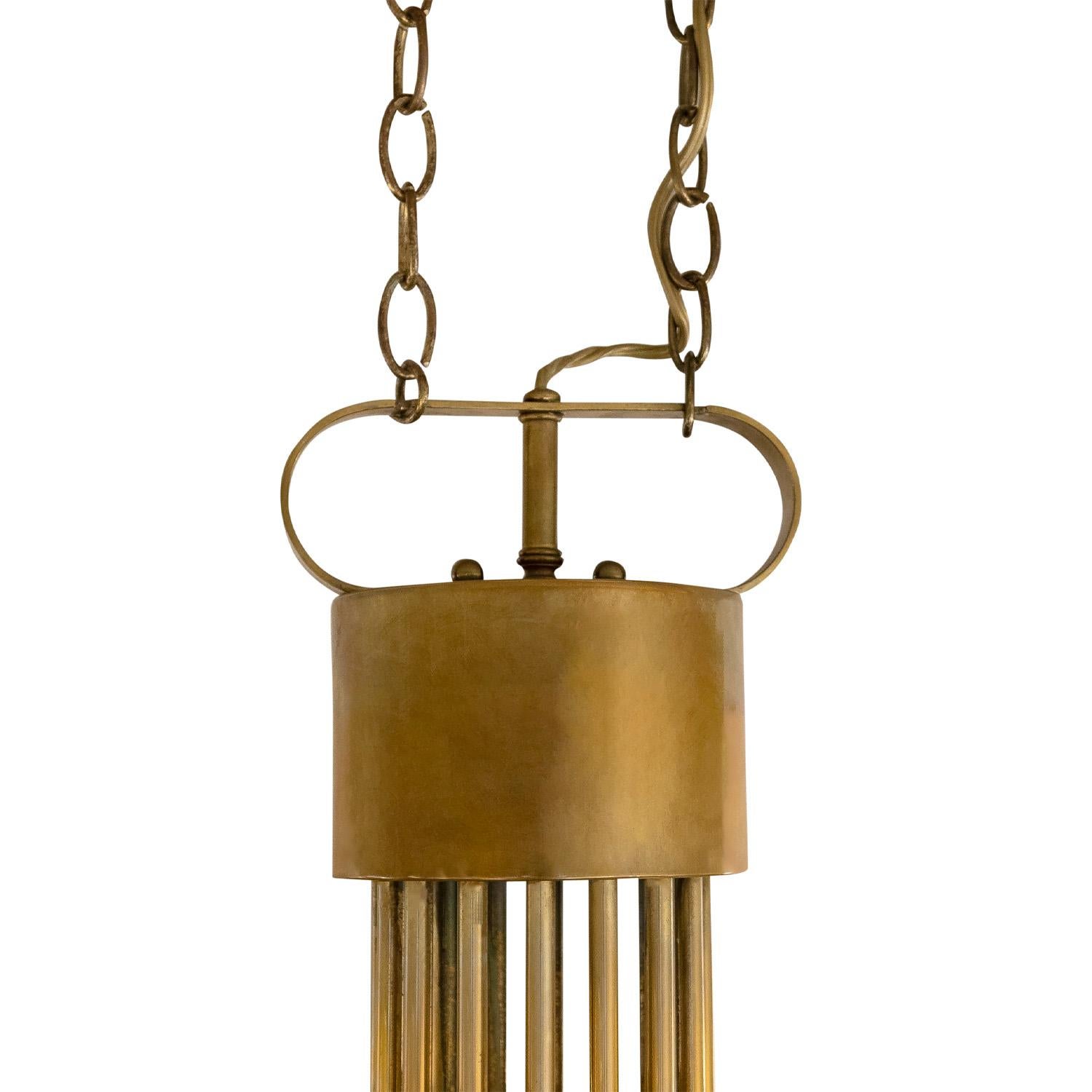 Mid-20th Century Parzinger Style Large and Impressive Chandelier in Brass, 1950s For Sale