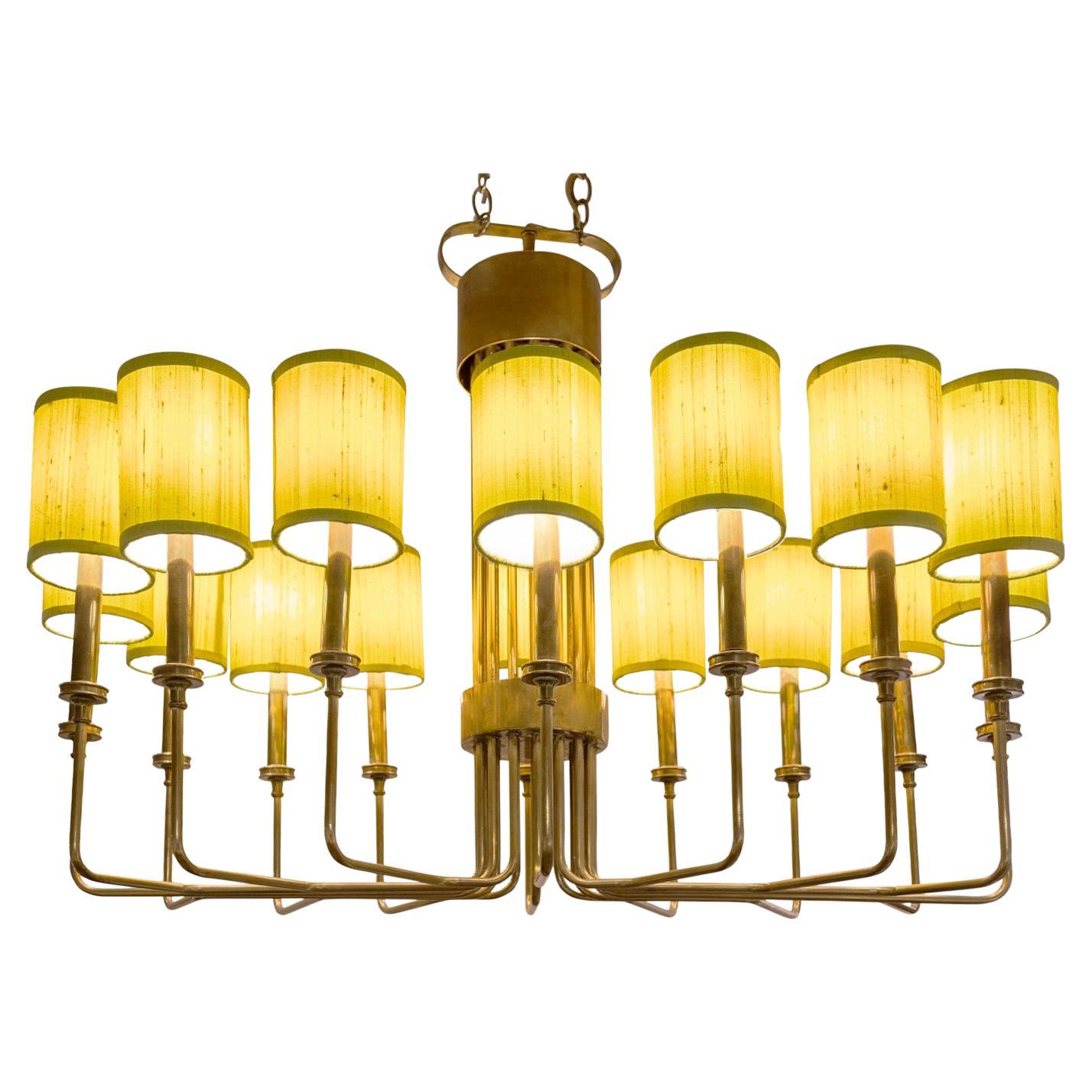 Grande e imponente lampadario in ottone in stile Parzinger, anni '50 in vendita