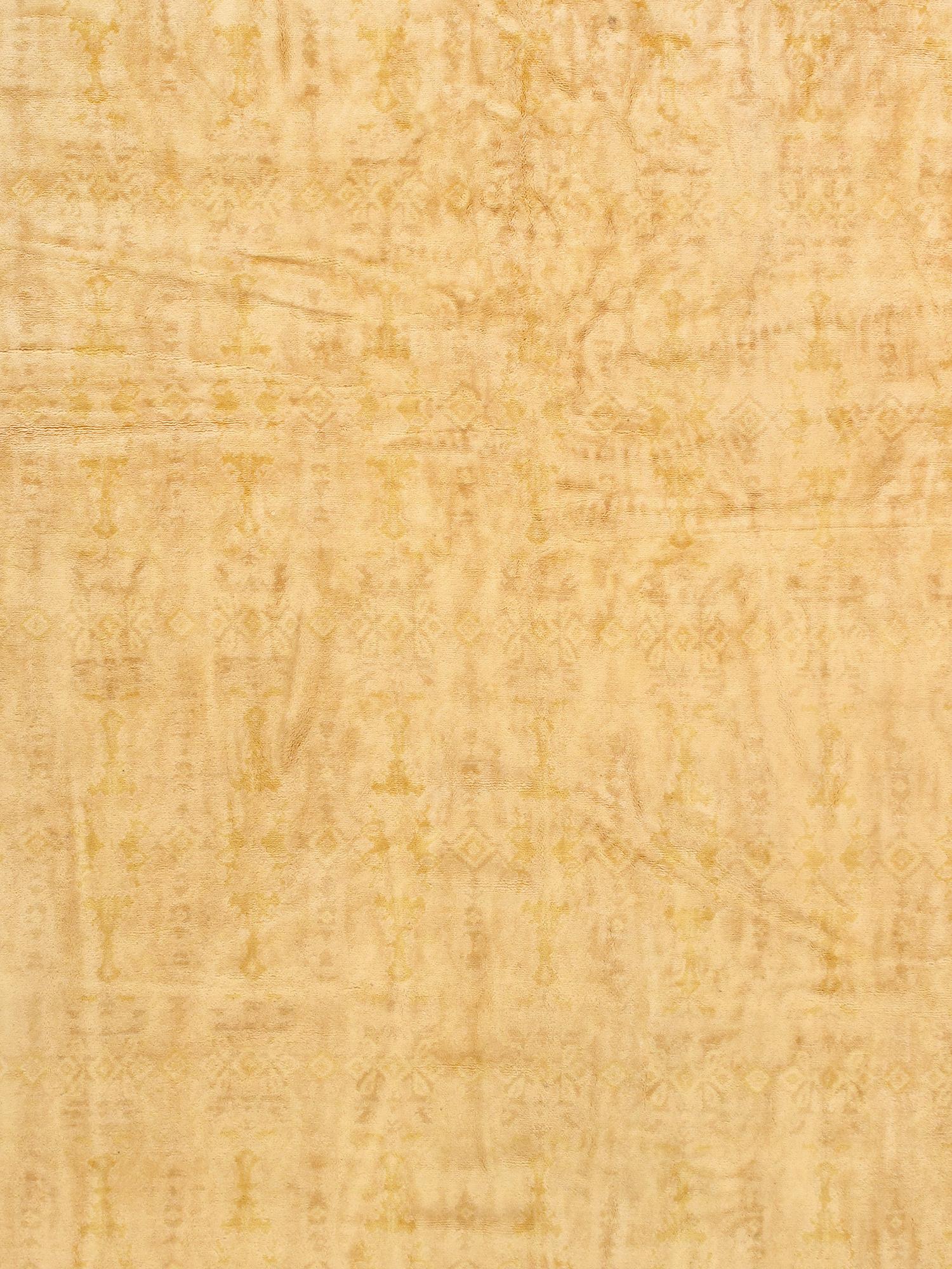 Pasargad Home Antiker spanischer Savonnerie-Teppich 17 ft 8 in x 20 ft 6 in  im Zustand „Hervorragend“ im Angebot in Port Washington, NY