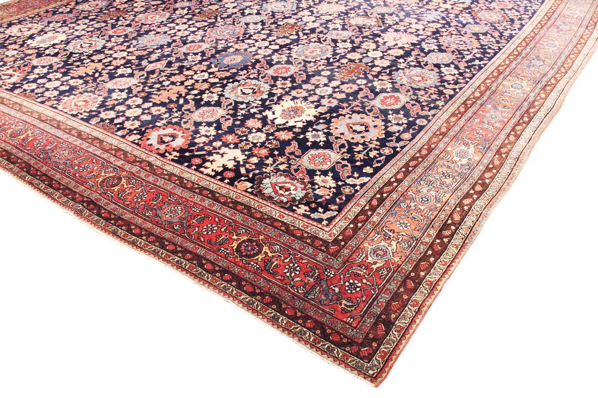 Early 20th Century Pasargad Home Antique Persian Bidjar 13 ft x 17 ft 7 in For Sale