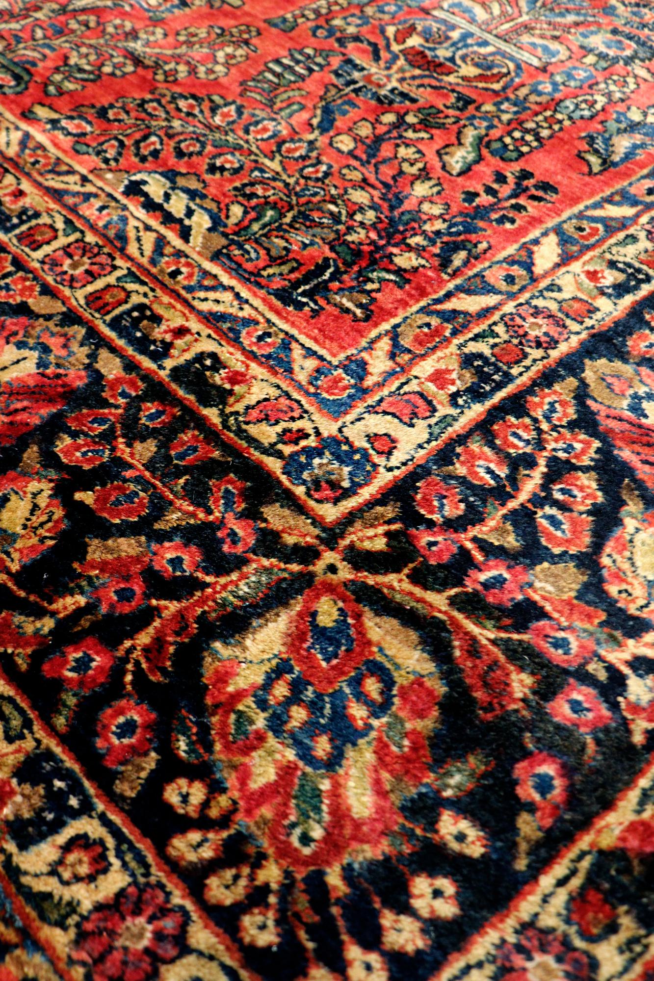 Hand-Crafted Pasargad Home Antique Persian Sarouk Rug 8 ft 9 in x 16 ft 2 in For Sale