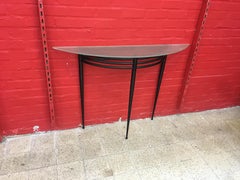 Pascal Mourgue, Consola de metal lacado, tapa de cristal lijado