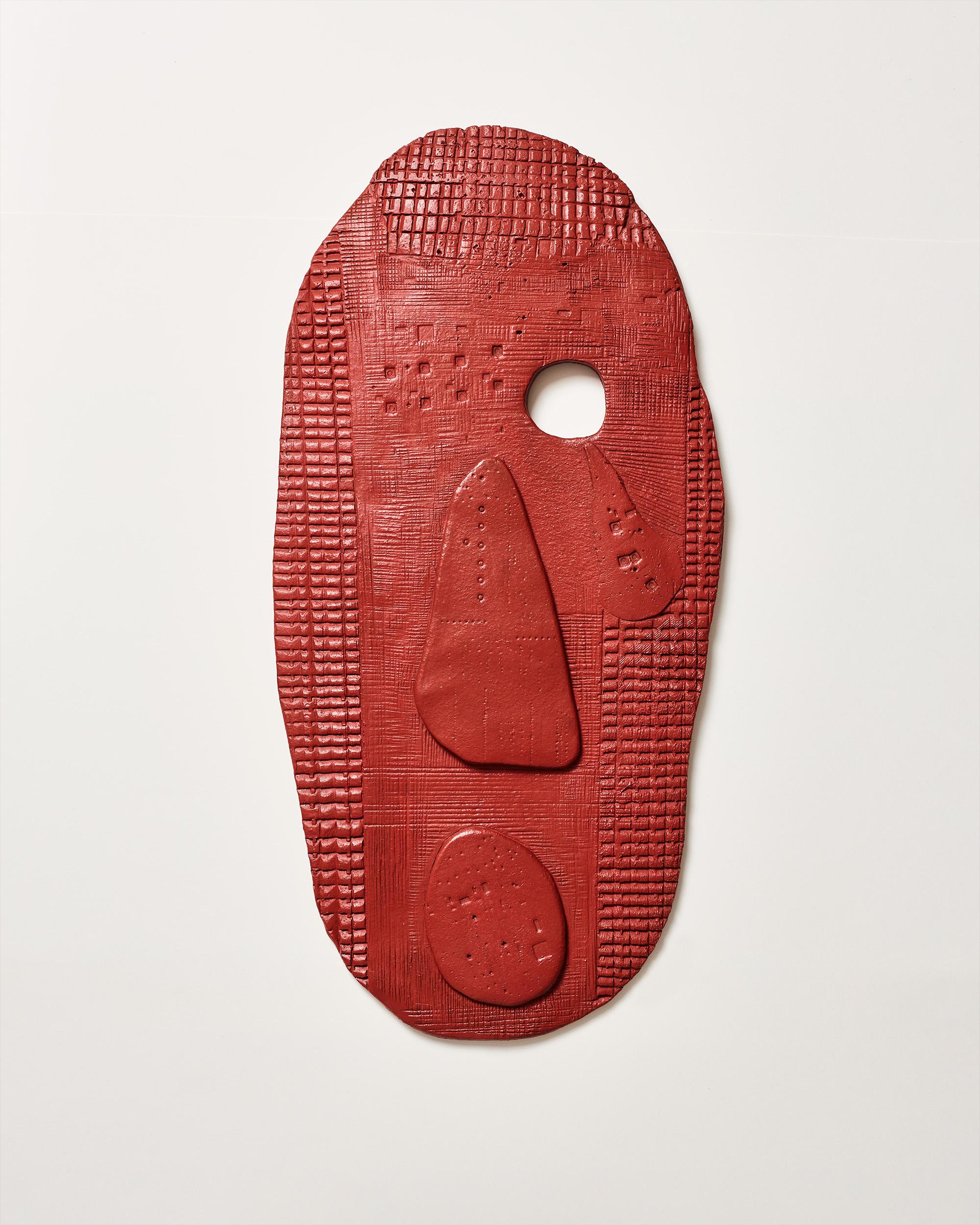 Pascale Hamelin Figurative Sculpture - Larme de vigilant - Contemporary Ceramic Portrait Sculpture