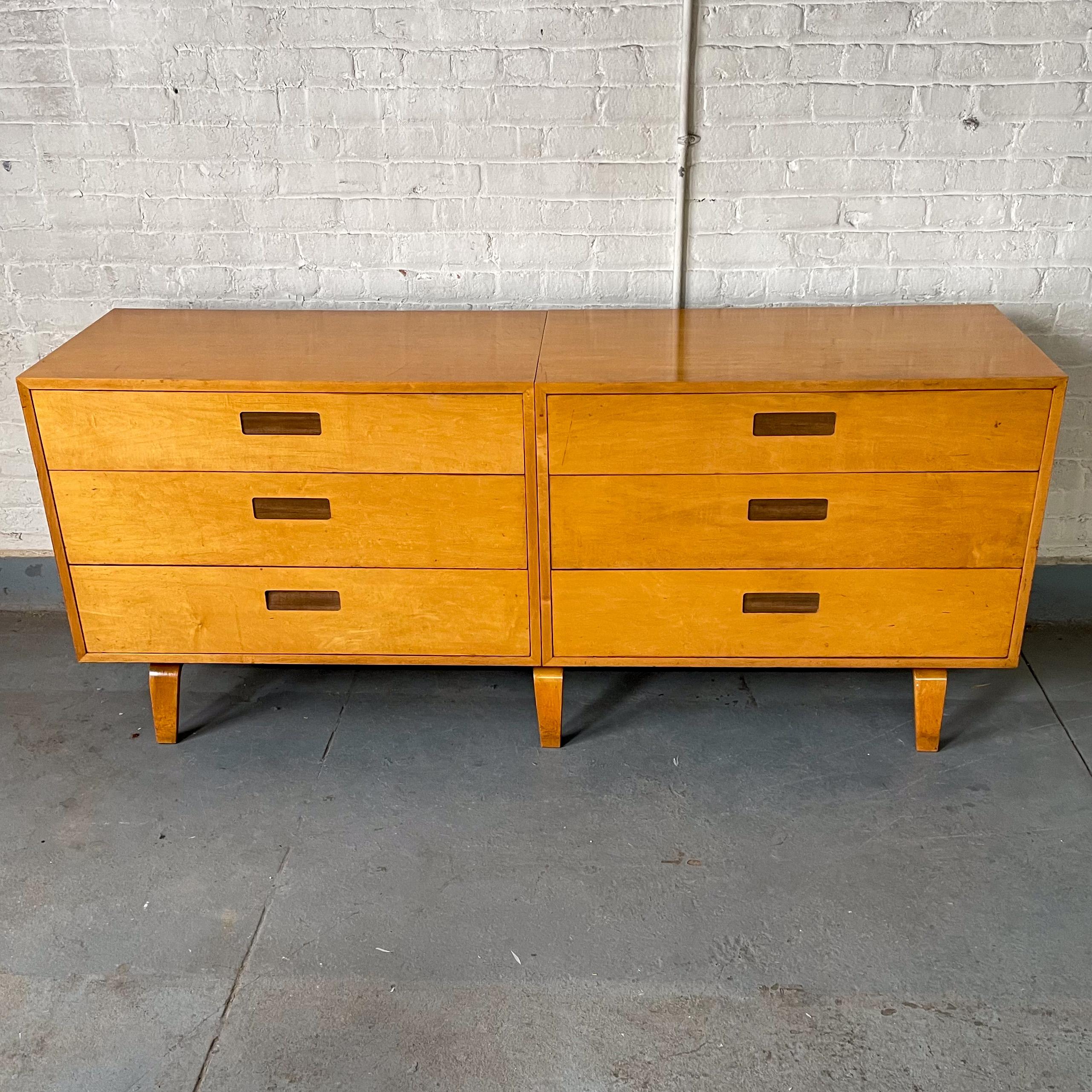 Storage unit composed of two four-drawer (#9568) chests atop a single “LA” series base with laminated plywood legs. Designed by Clifford Pascoe for Pascoe Industries and produced circa 1949. According to his 1949 bio in Furniture Forum, “Pascoe, a
