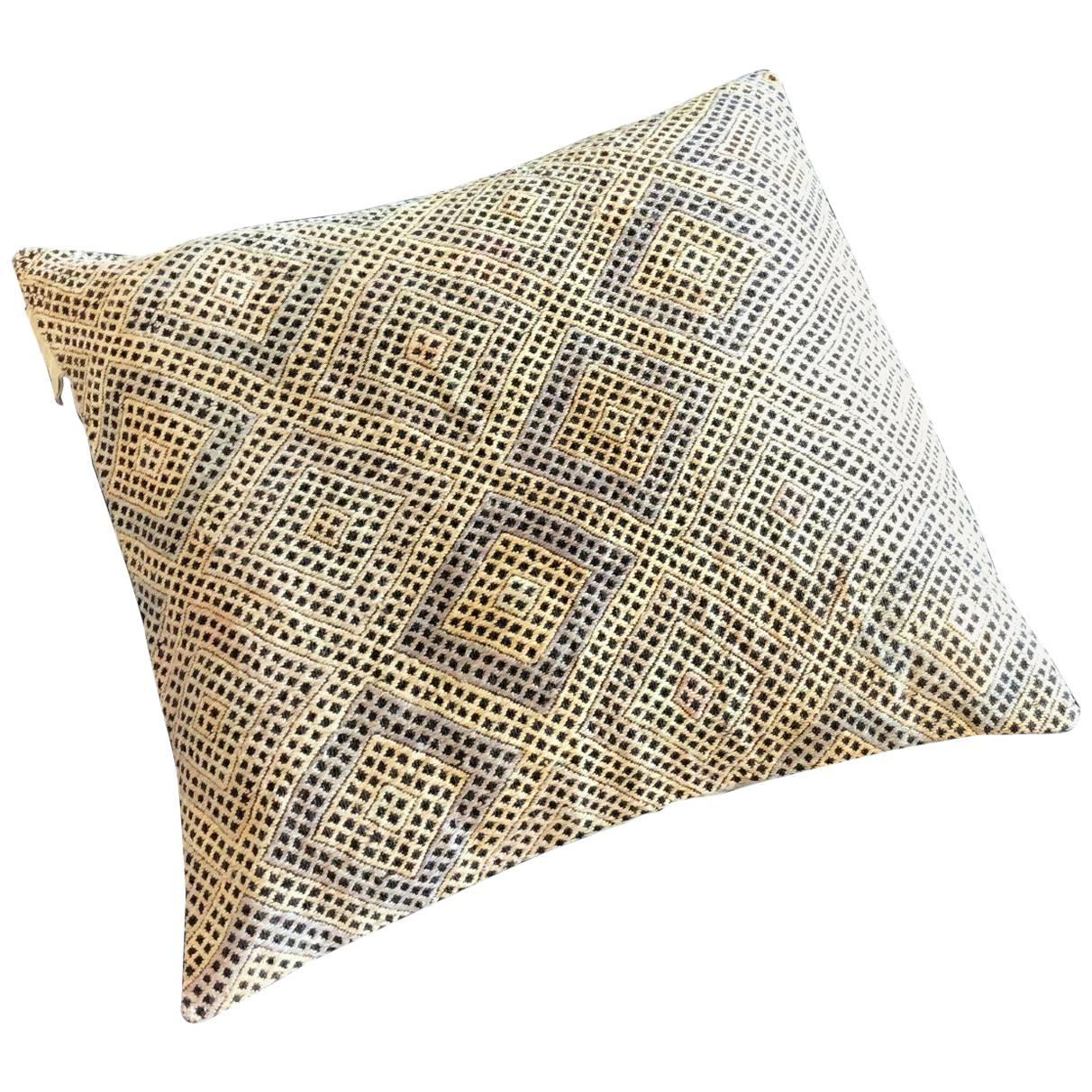 Pasha 1 Floor Cushion with Authentic Turkish Kilim Cover