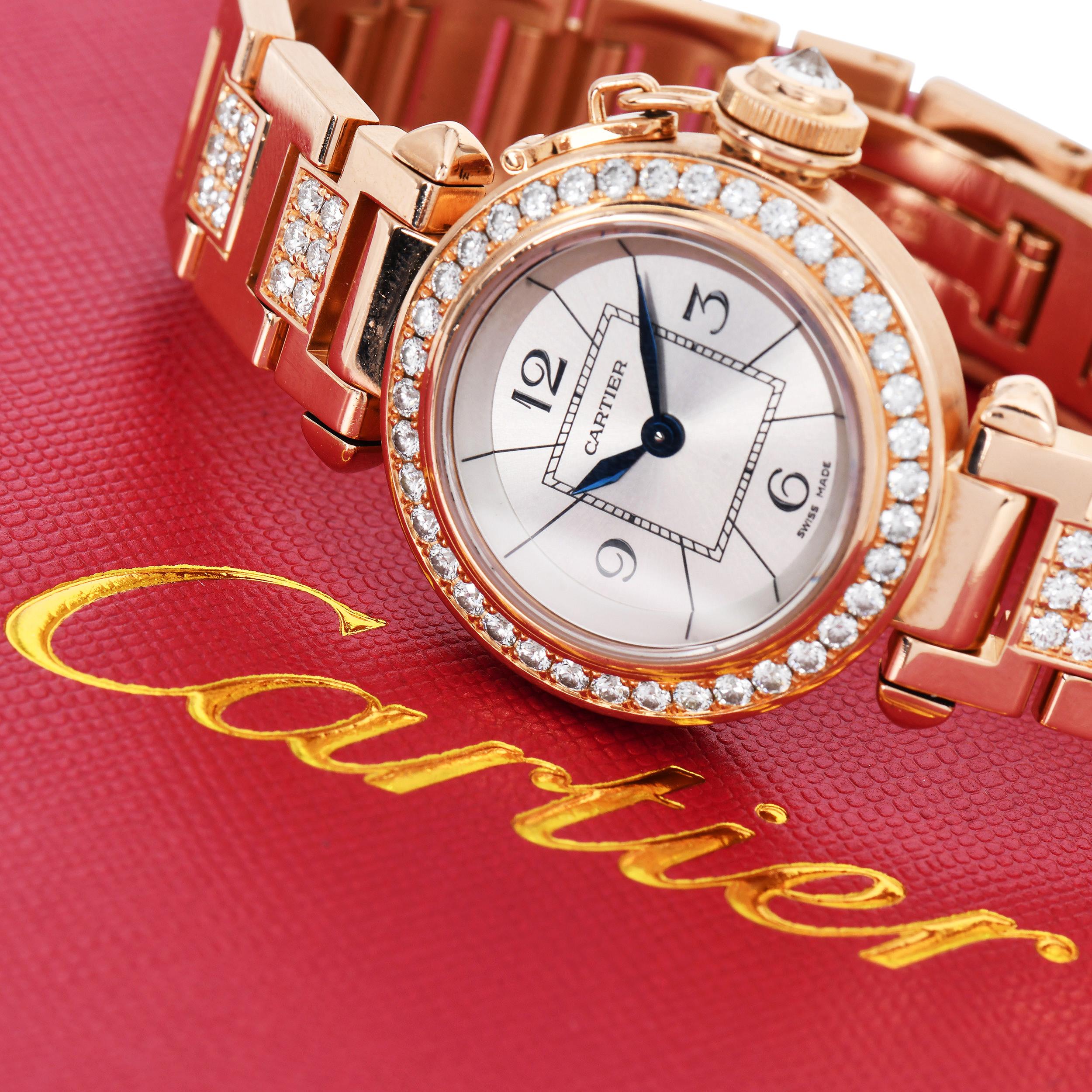 Moderno Orologio da donna Pasha De Cartier con lunetta e bracciale di diamanti in oro rosa 18 carati in vendita