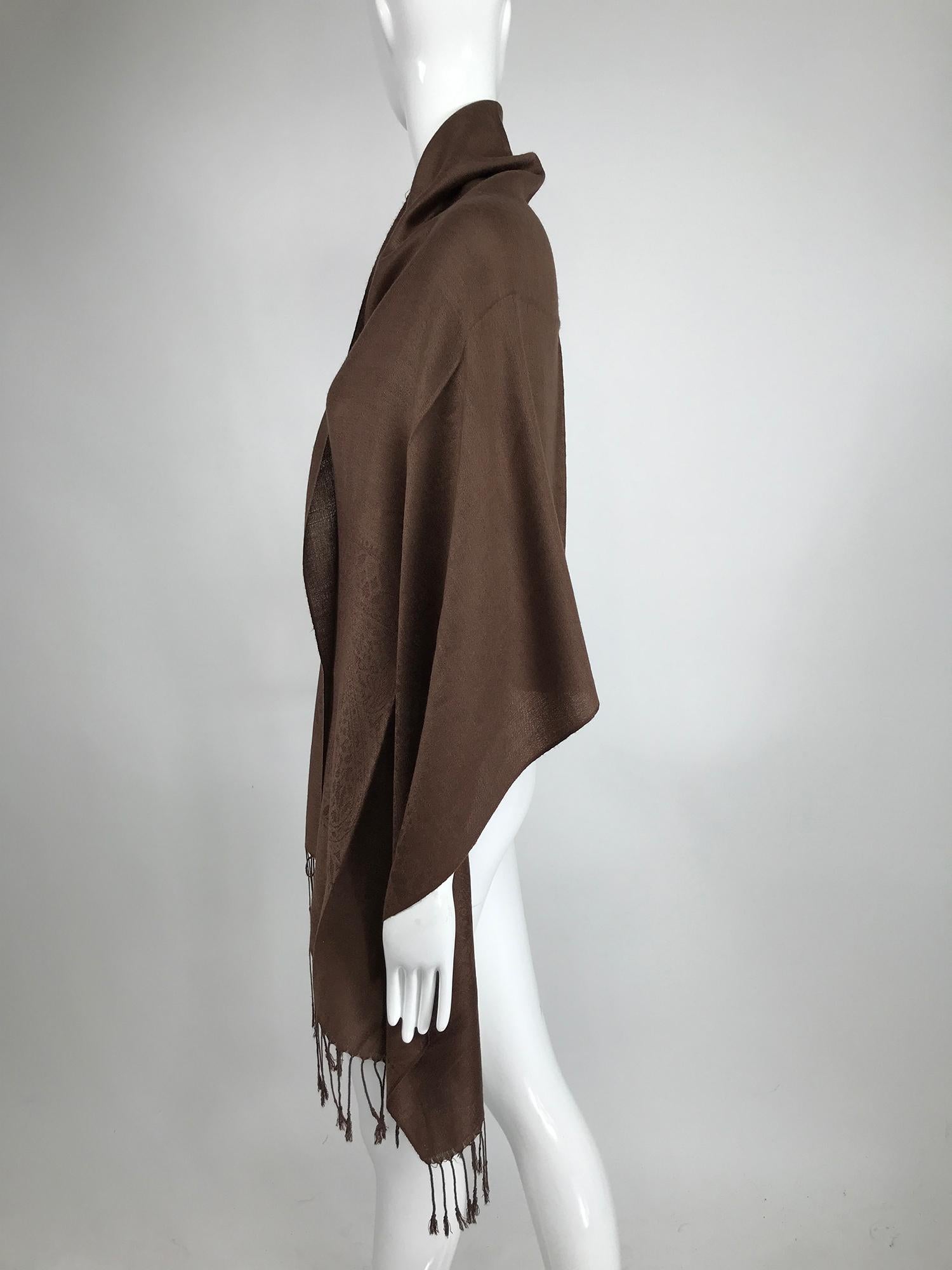 brown shawls