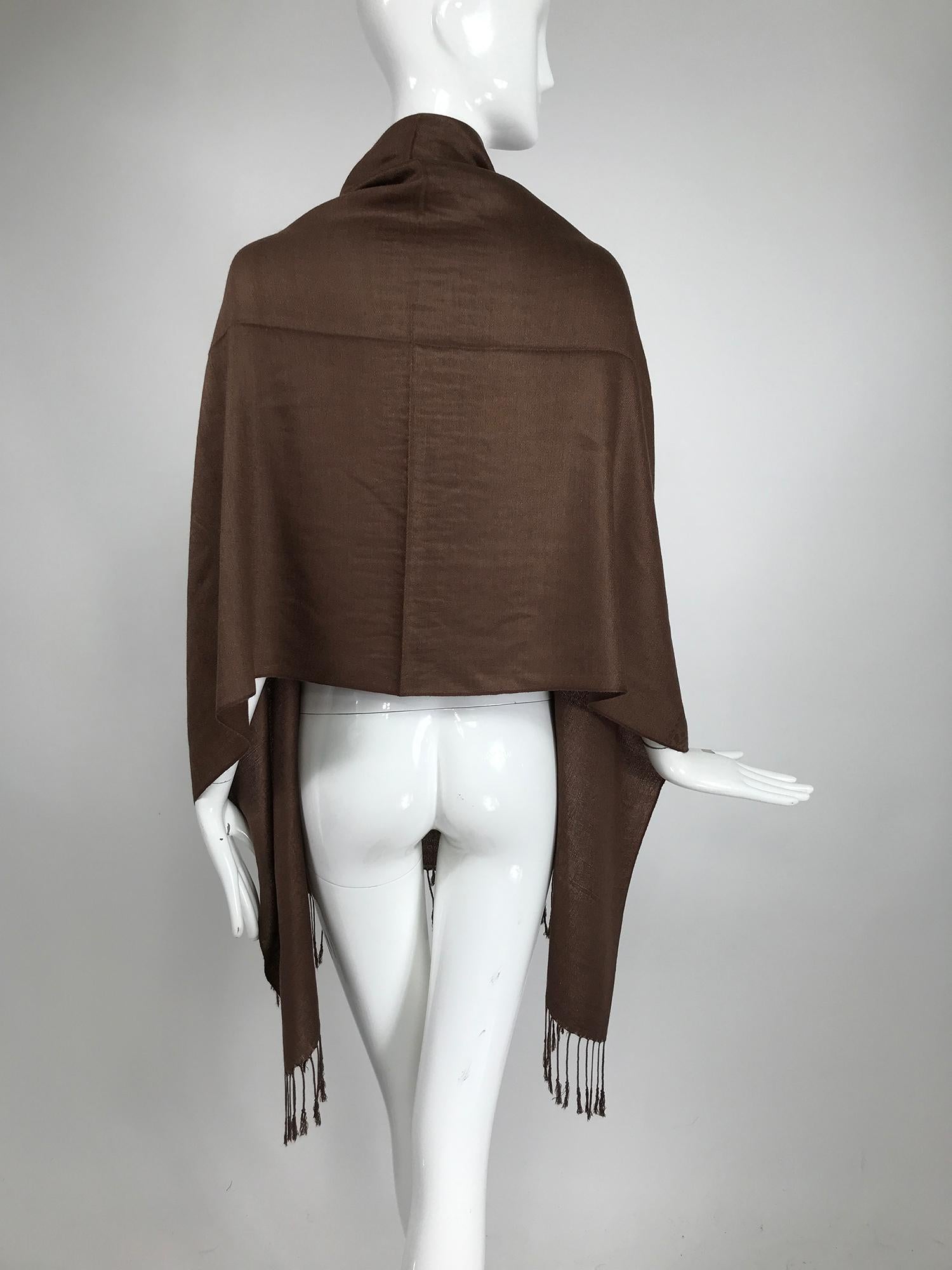 Pashmina and Silk Shawl in Chocolate Brown Unworn In Excellent Condition In West Palm Beach, FL